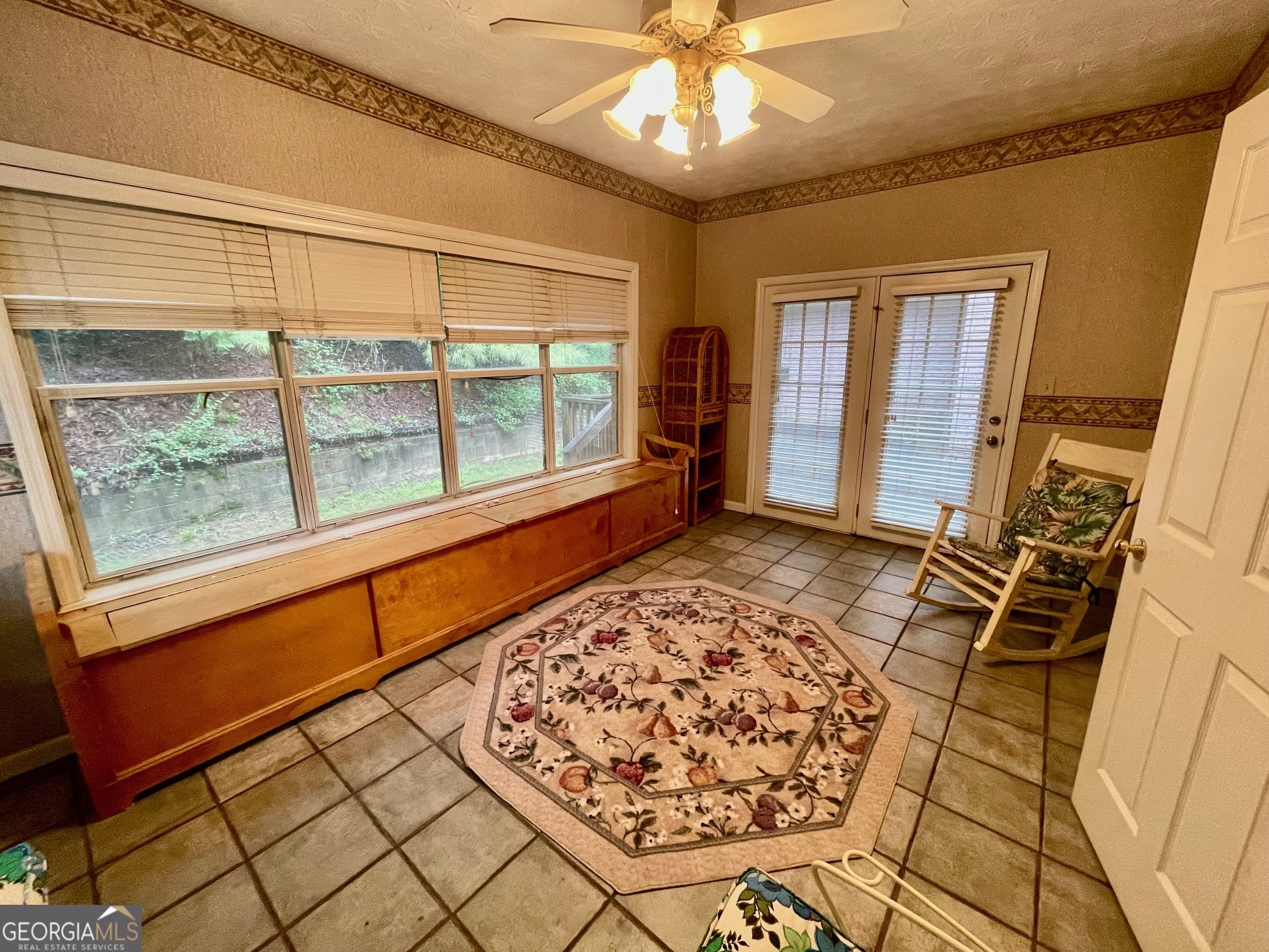 100 Goldfinch Circle
