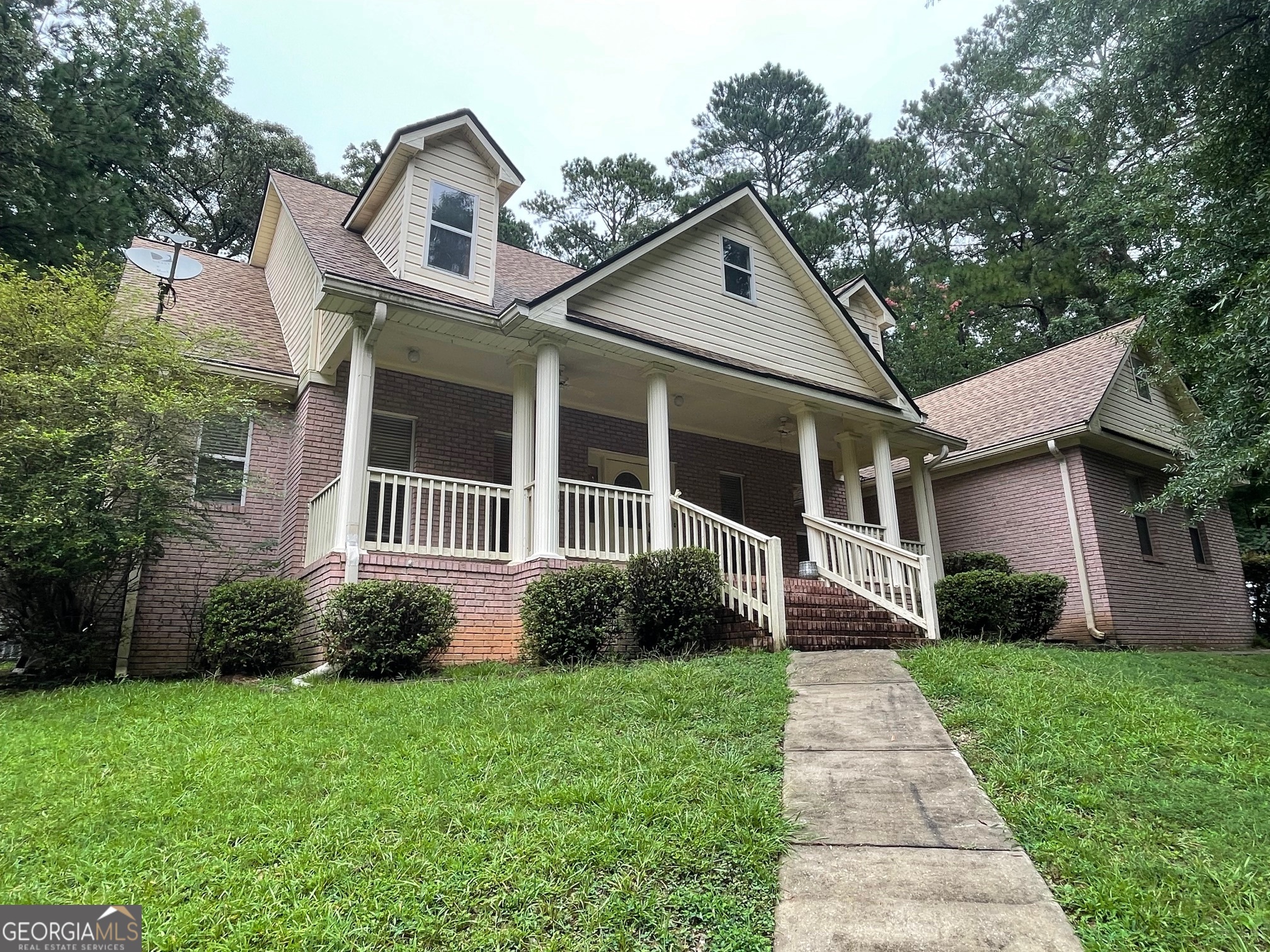 100 Goldfinch Circle