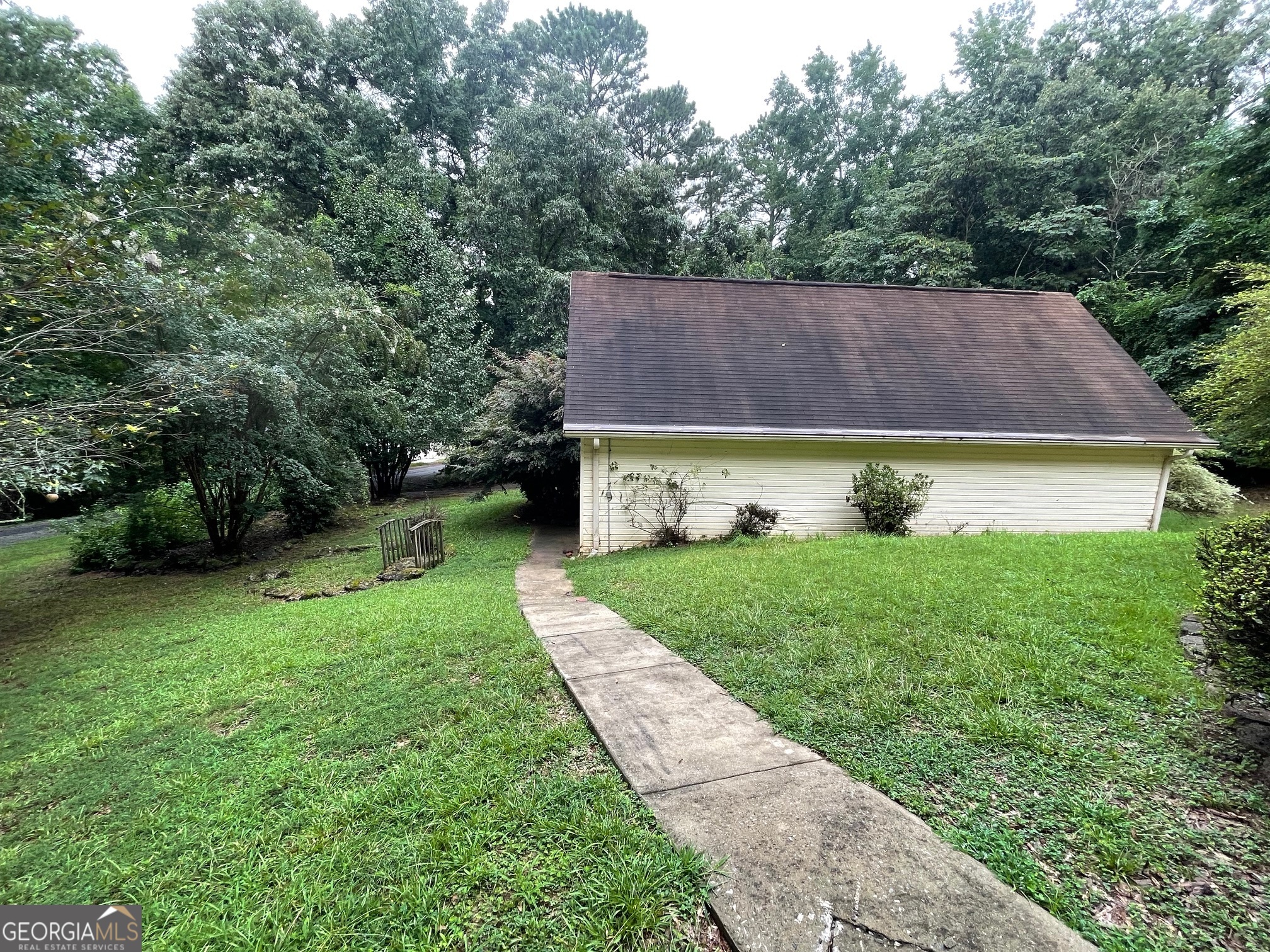 100 Goldfinch Circle