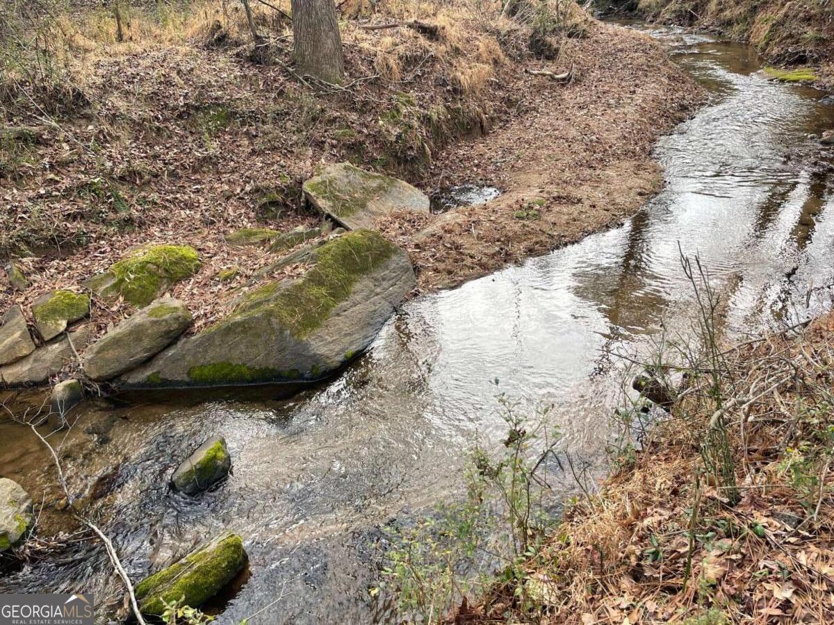 884 Jackson Trail Road