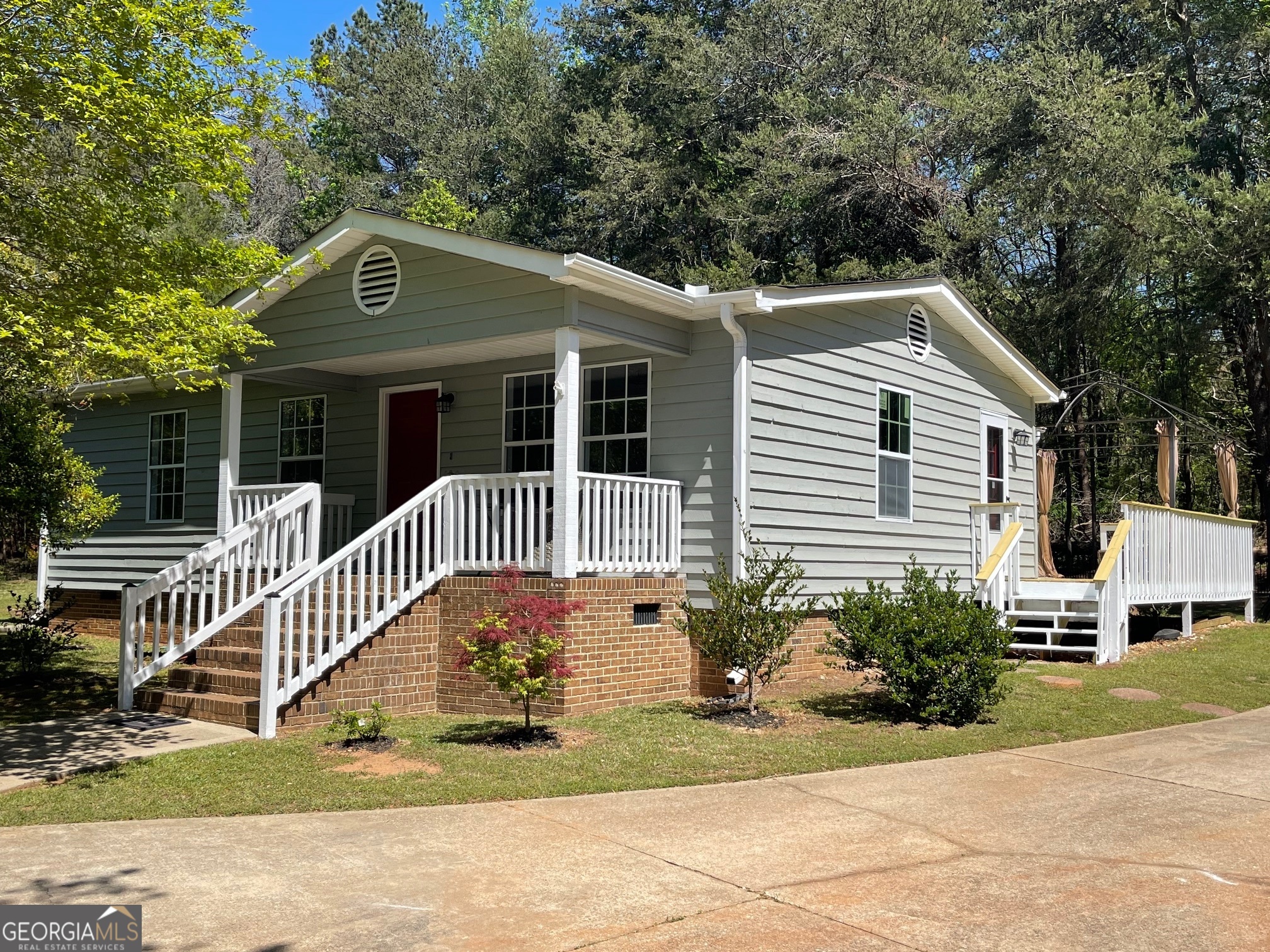 620 S Hogan Drive
