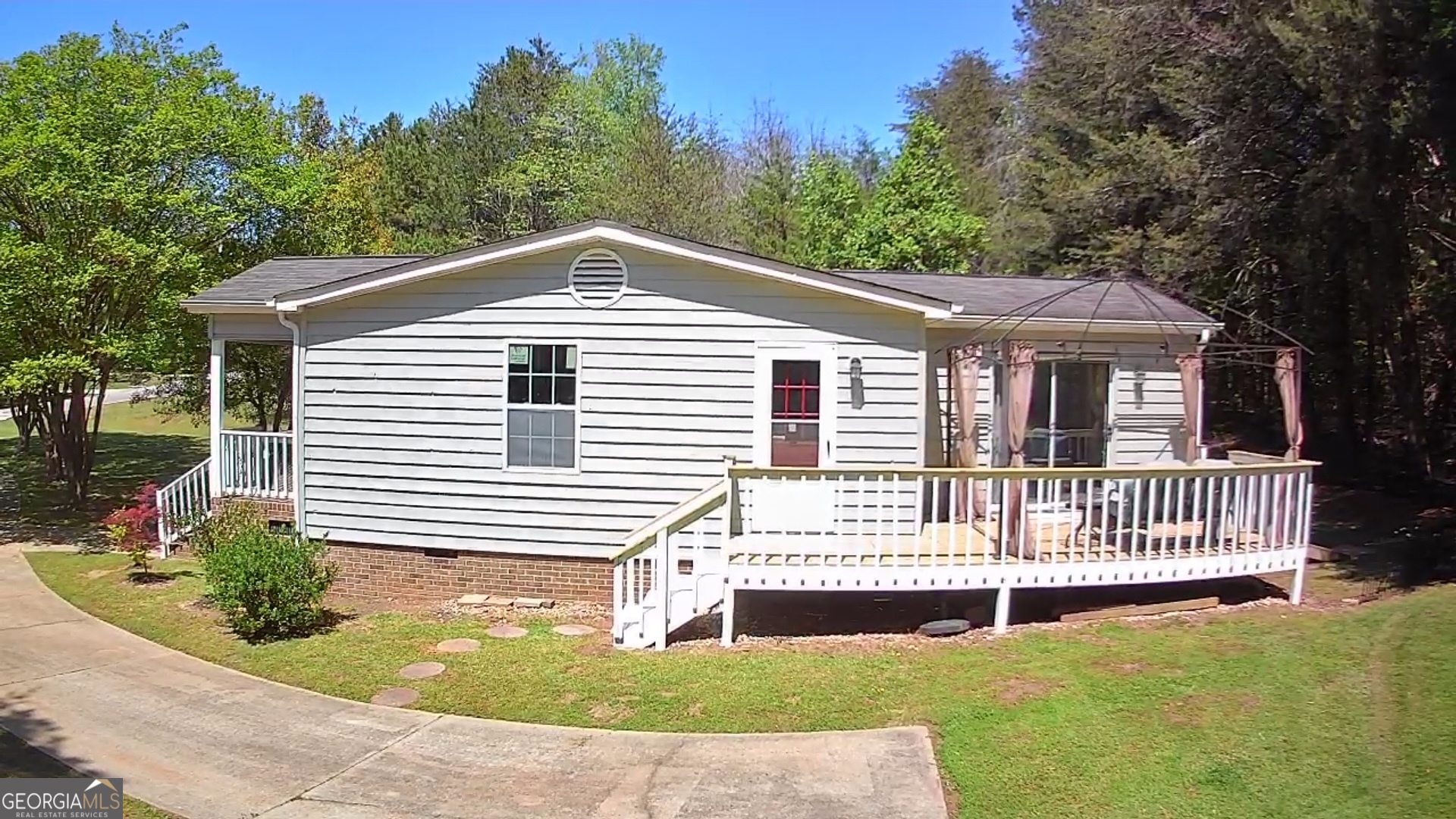 620 S Hogan Drive