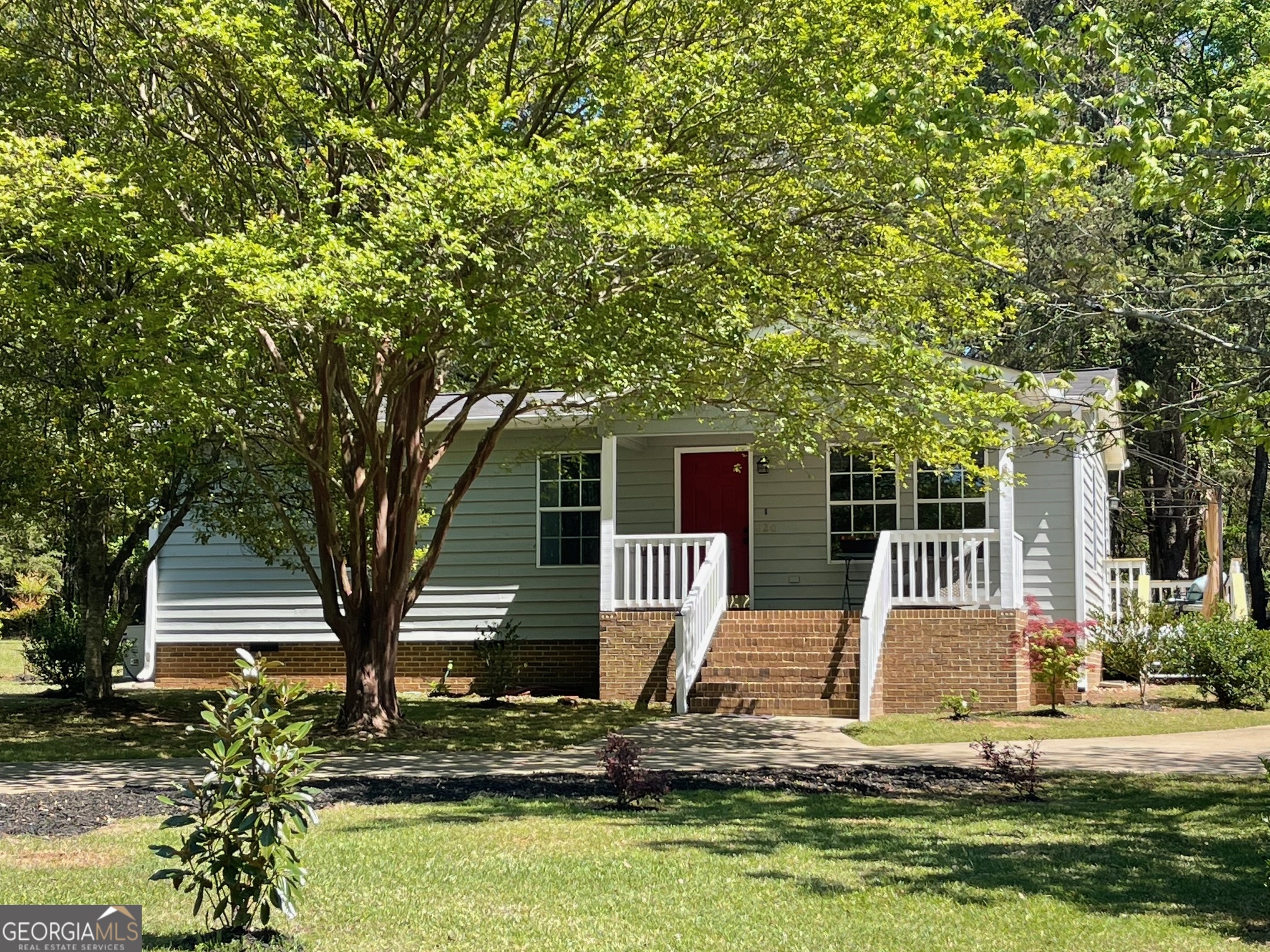 620 S Hogan Drive