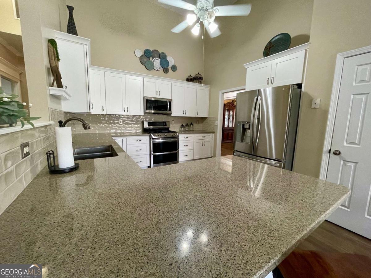 1605 Brooks Pointe Court