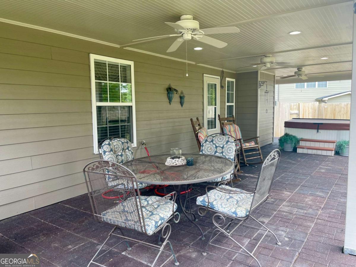 1605 Brooks Pointe Court