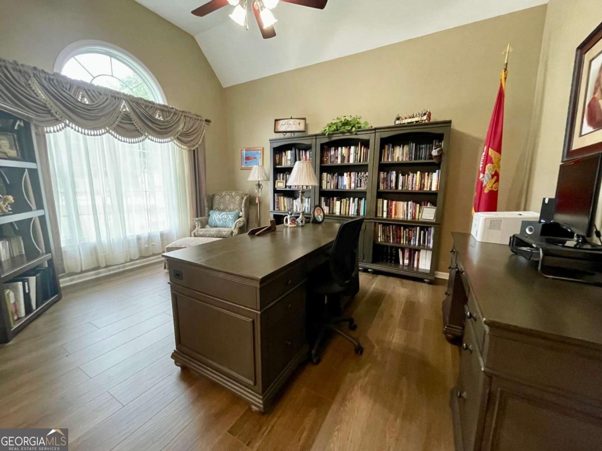 1605 Brooks Pointe Court