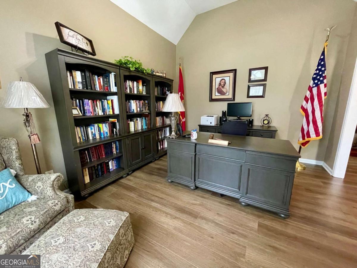 1605 Brooks Pointe Court