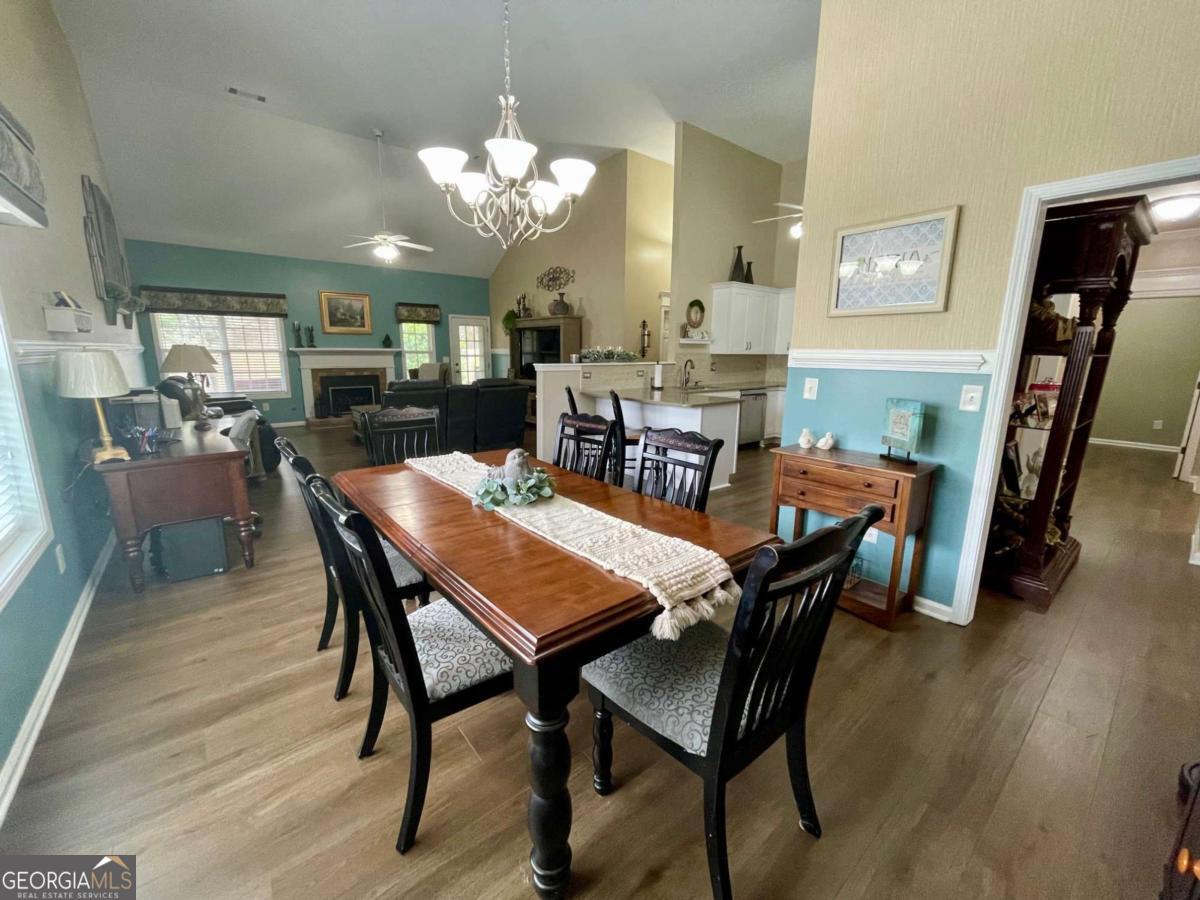 1605 Brooks Pointe Court
