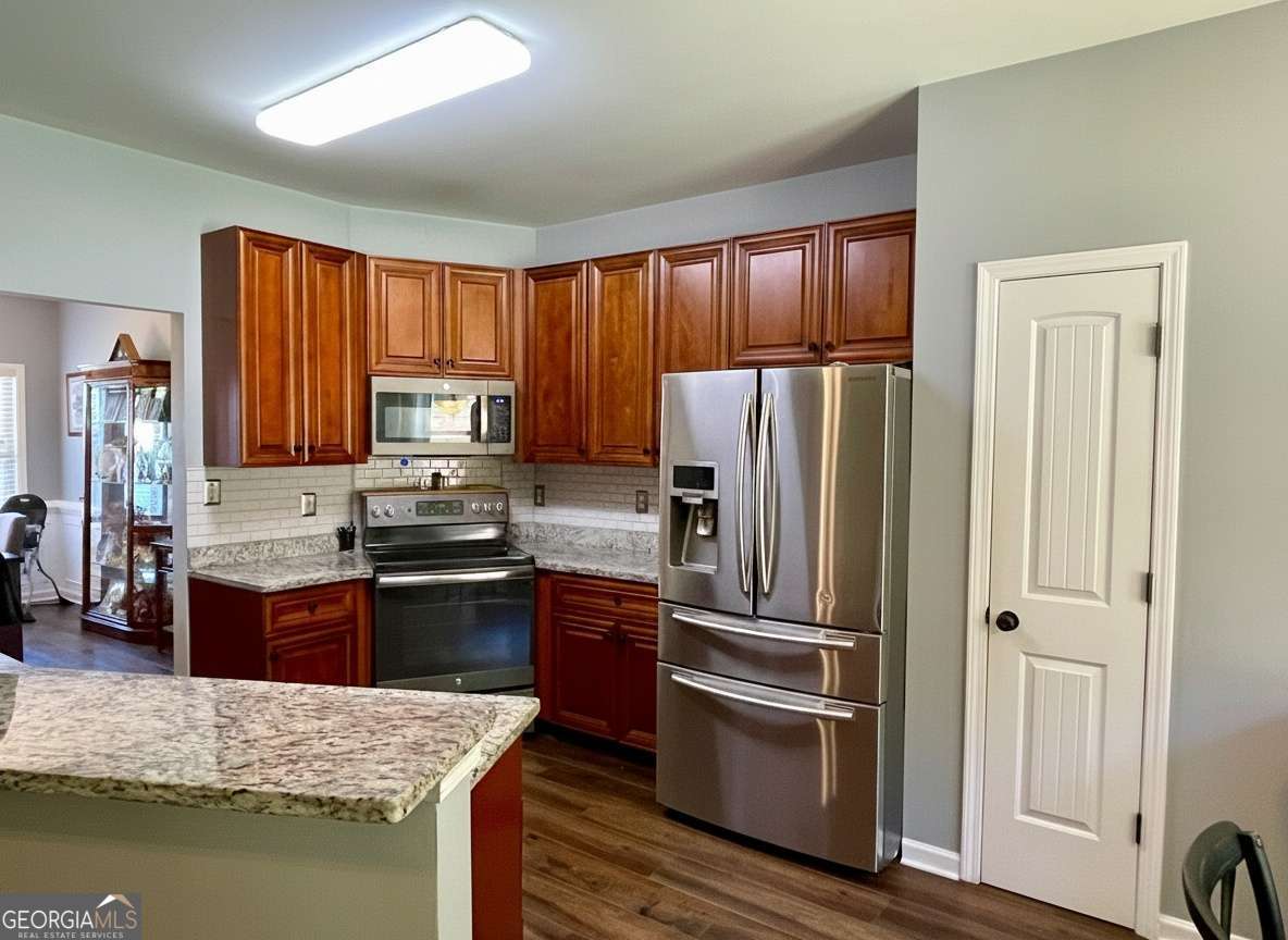 120 W Pennick Drive