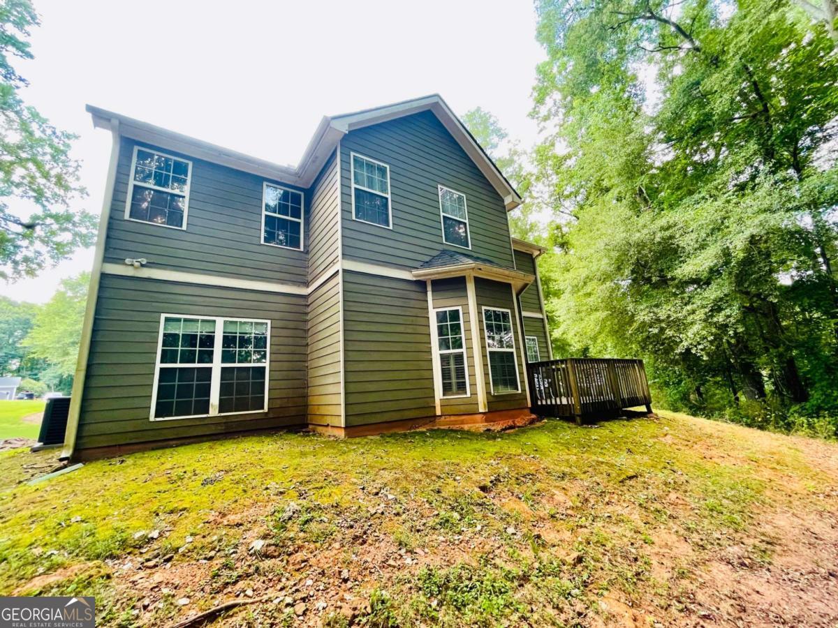 933 Vinings Drive