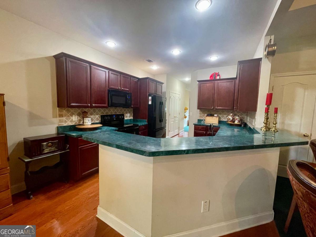 930 Vinings Drive