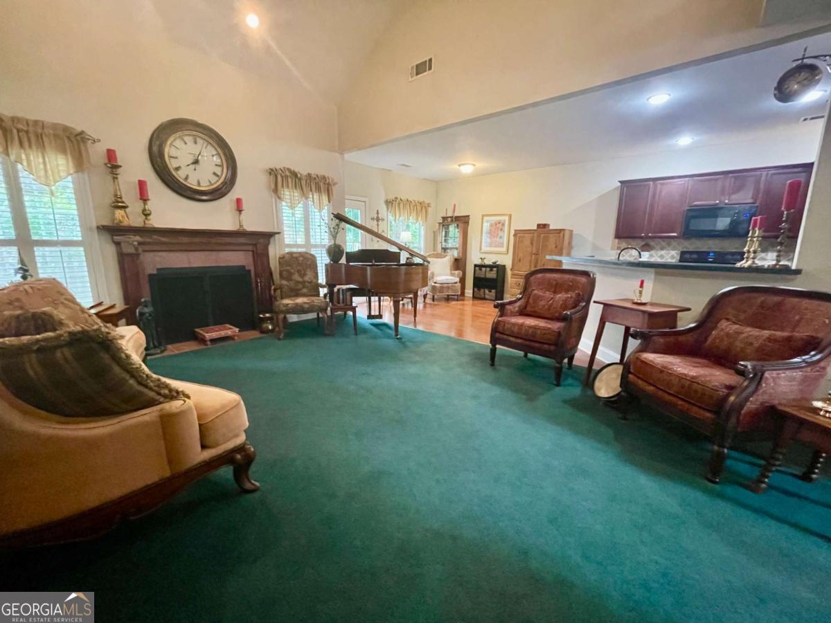 930 Vinings Drive