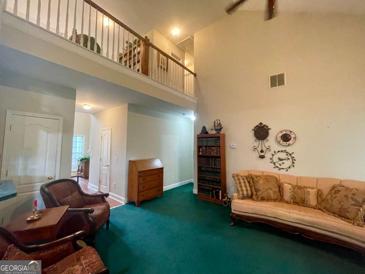 930 Vinings Drive
