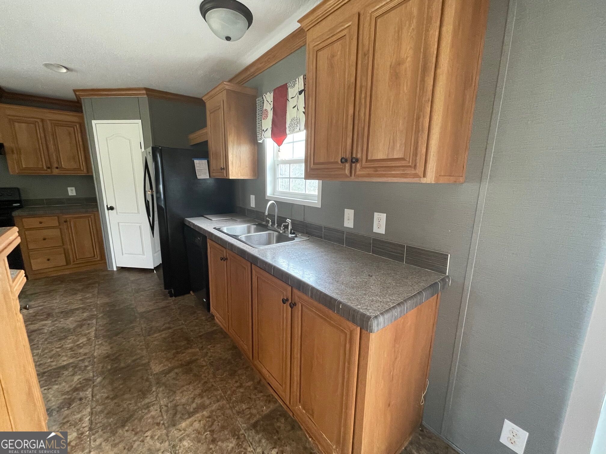 884 Jackson Trail Road