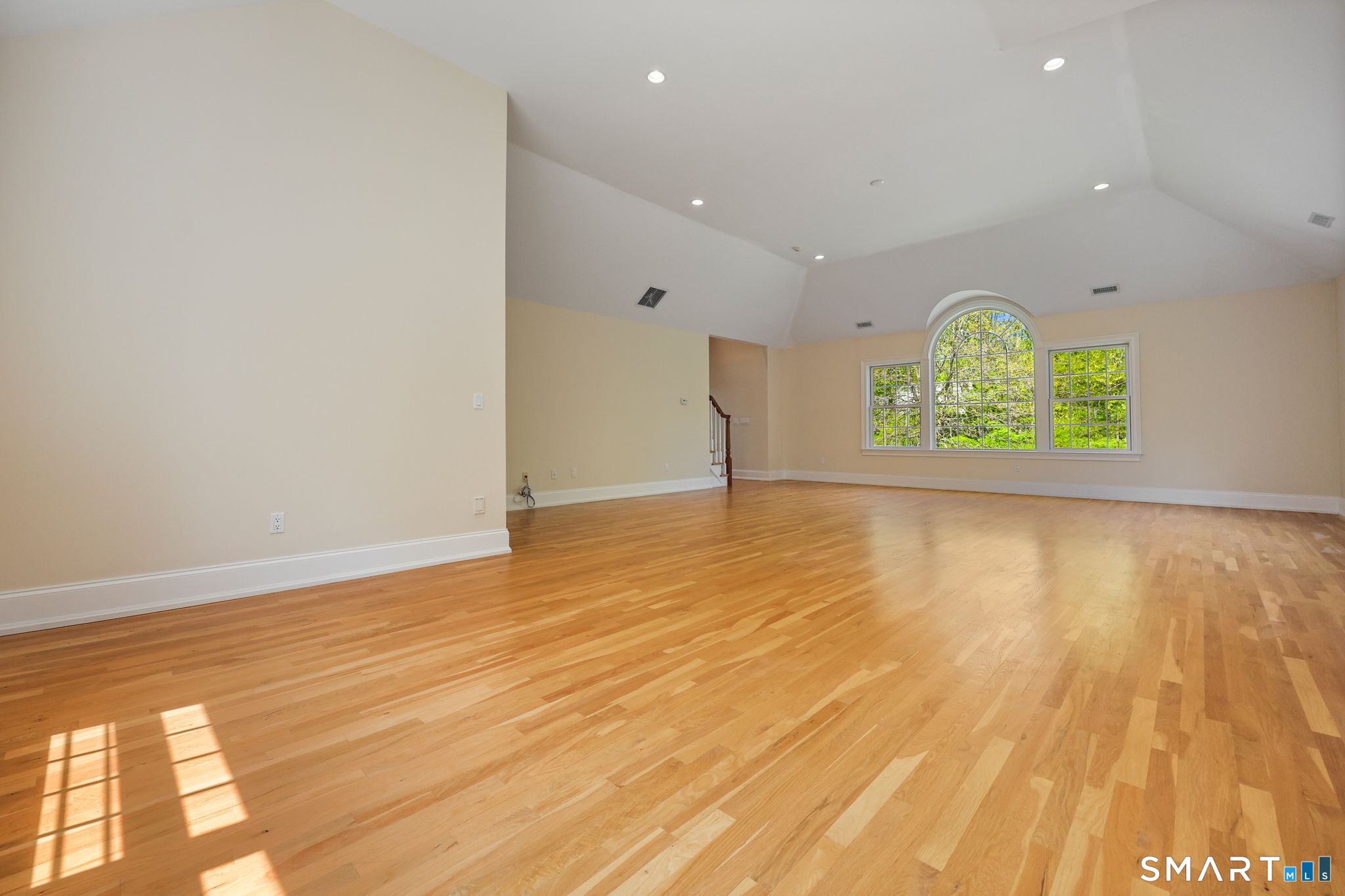 12 Woodbine Way