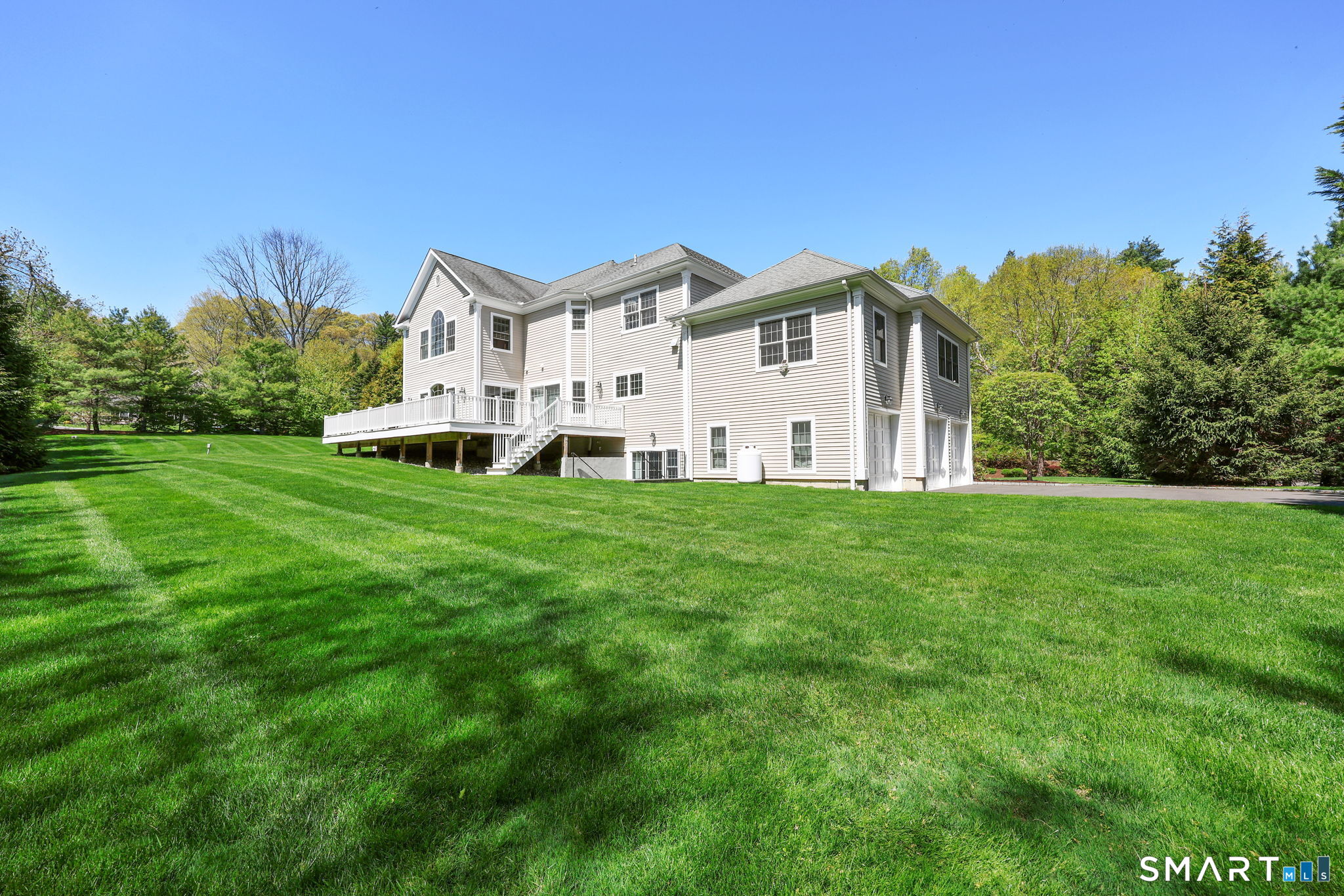 12 Woodbine Way