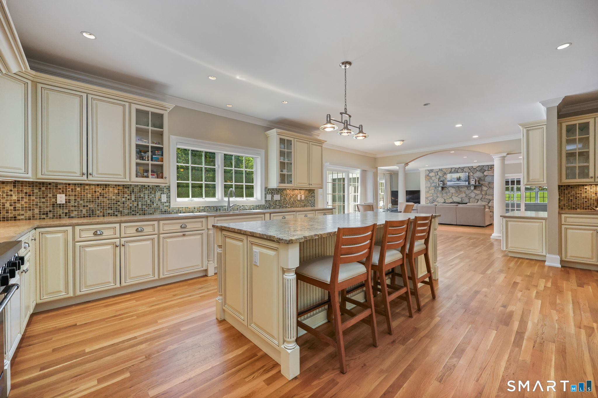 12 Woodbine Way