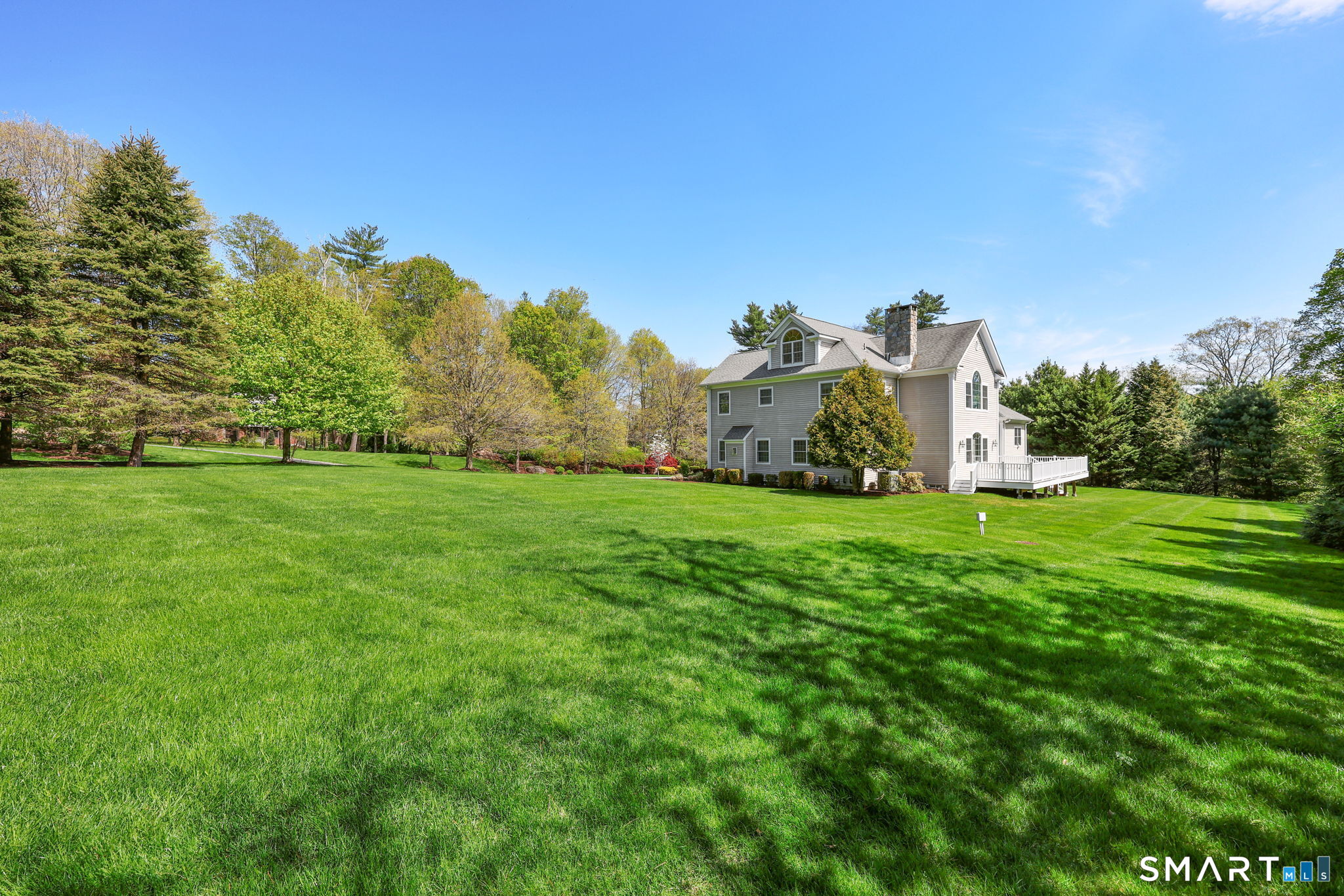 12 Woodbine Way