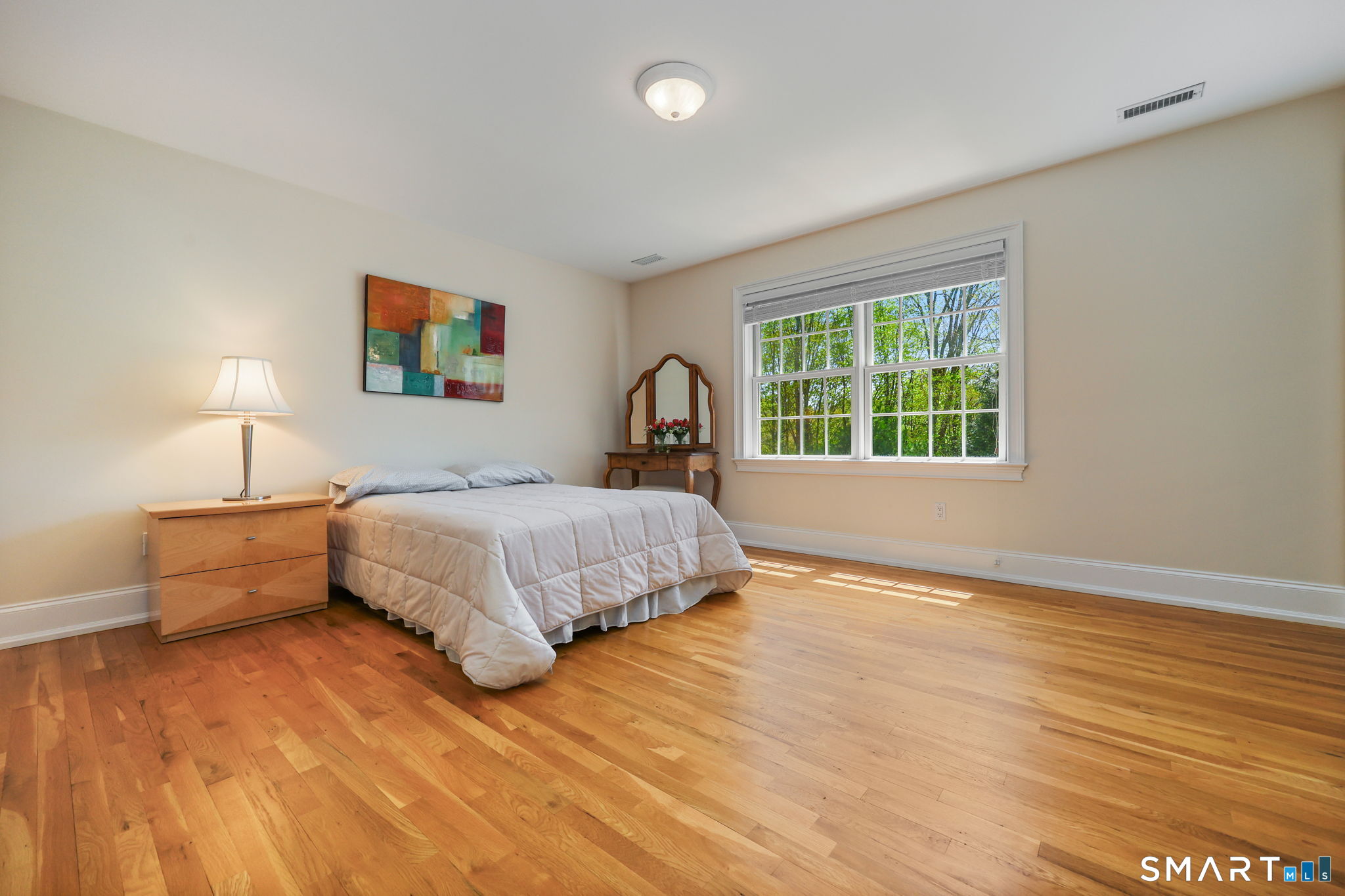 12 Woodbine Way