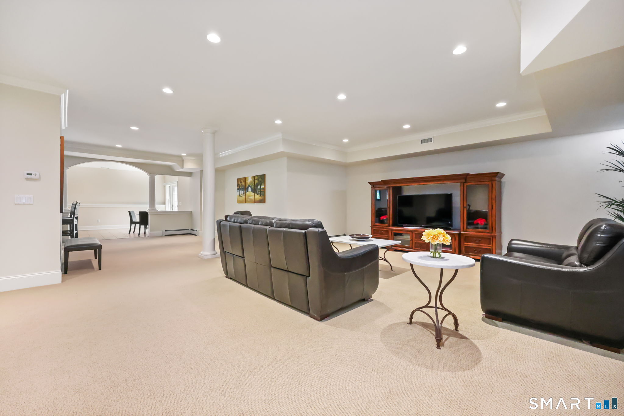 12 Woodbine Way