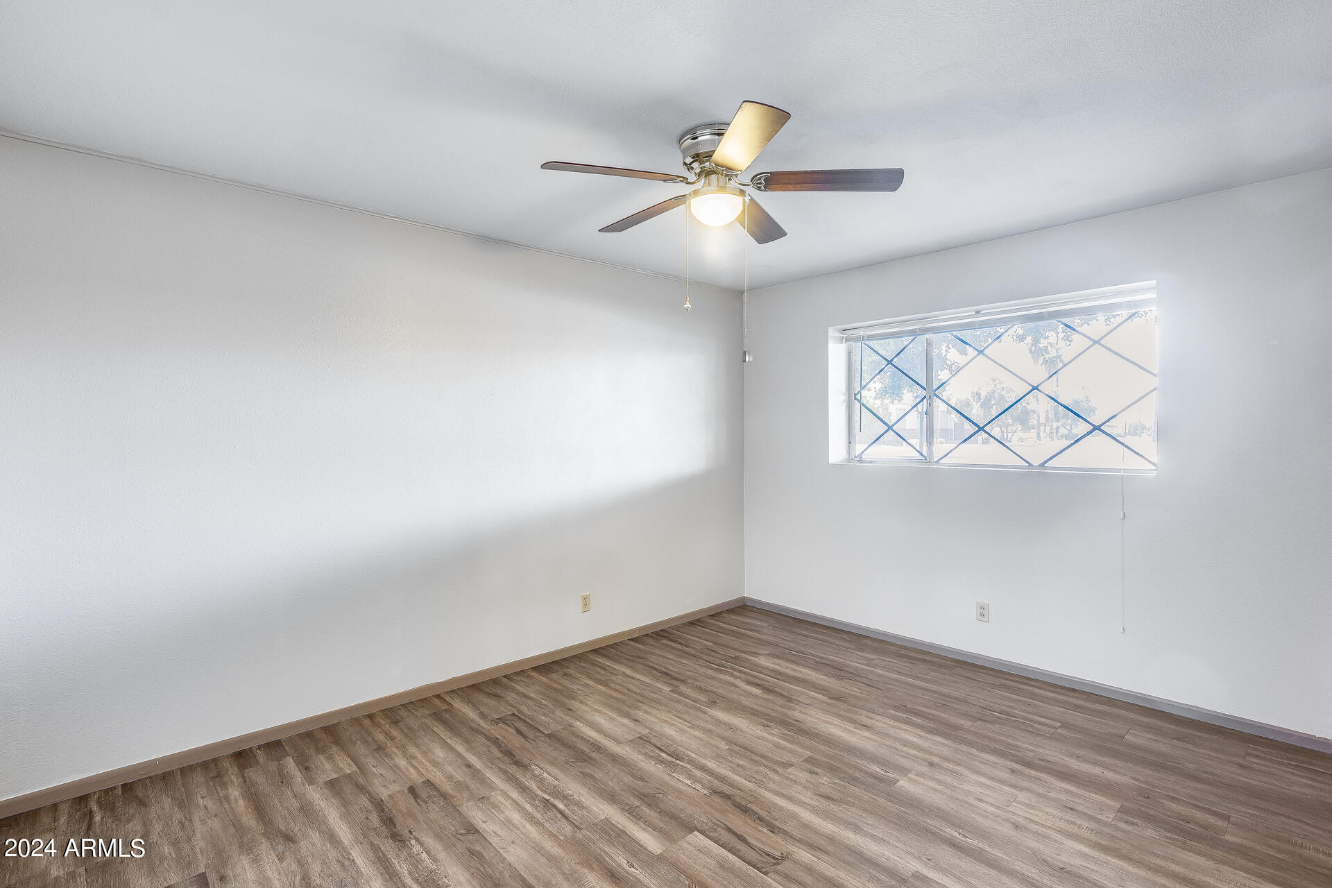 516 E HUNTINGTON Drive, 1