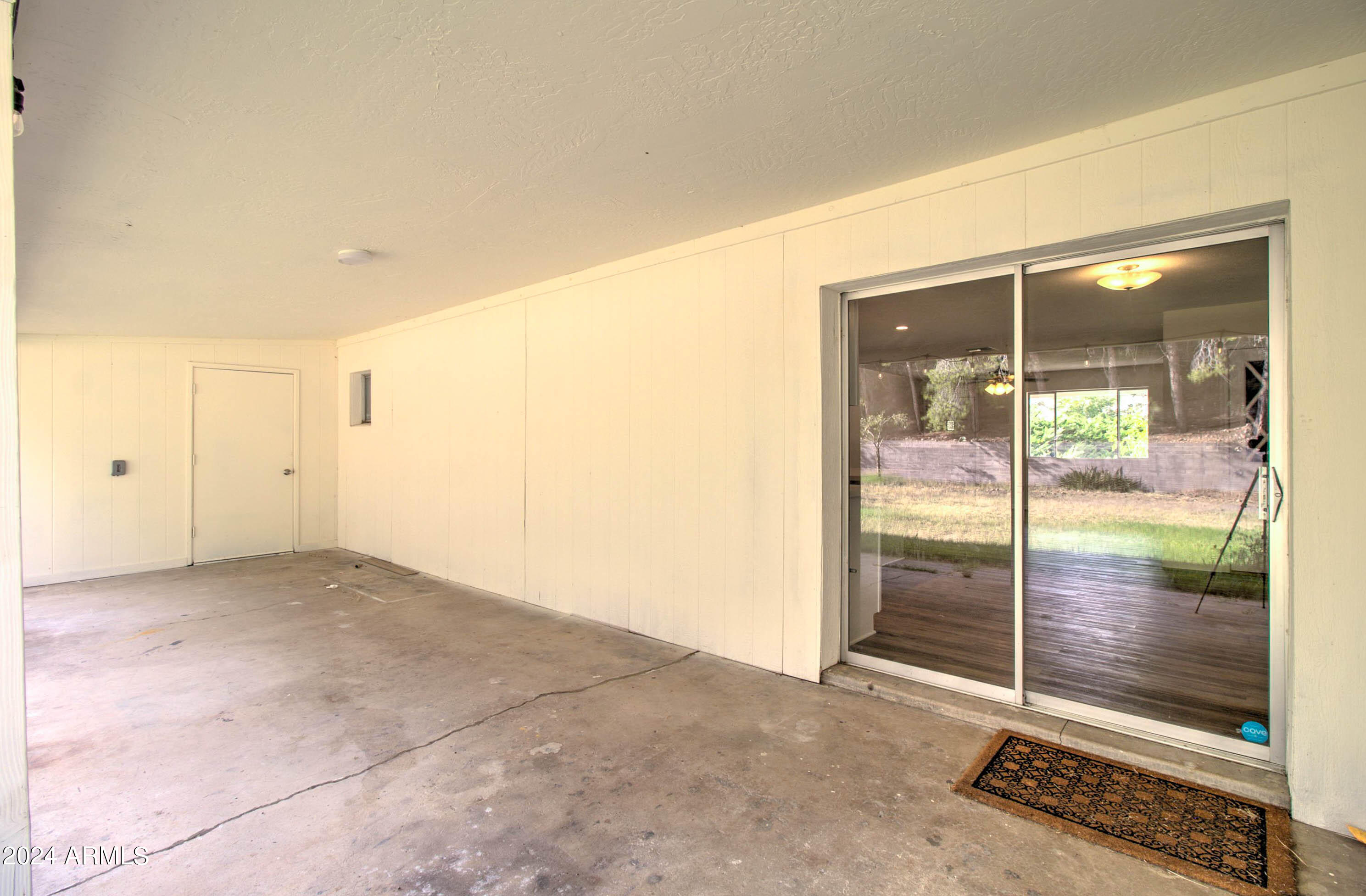 245 E HUNTER Drive