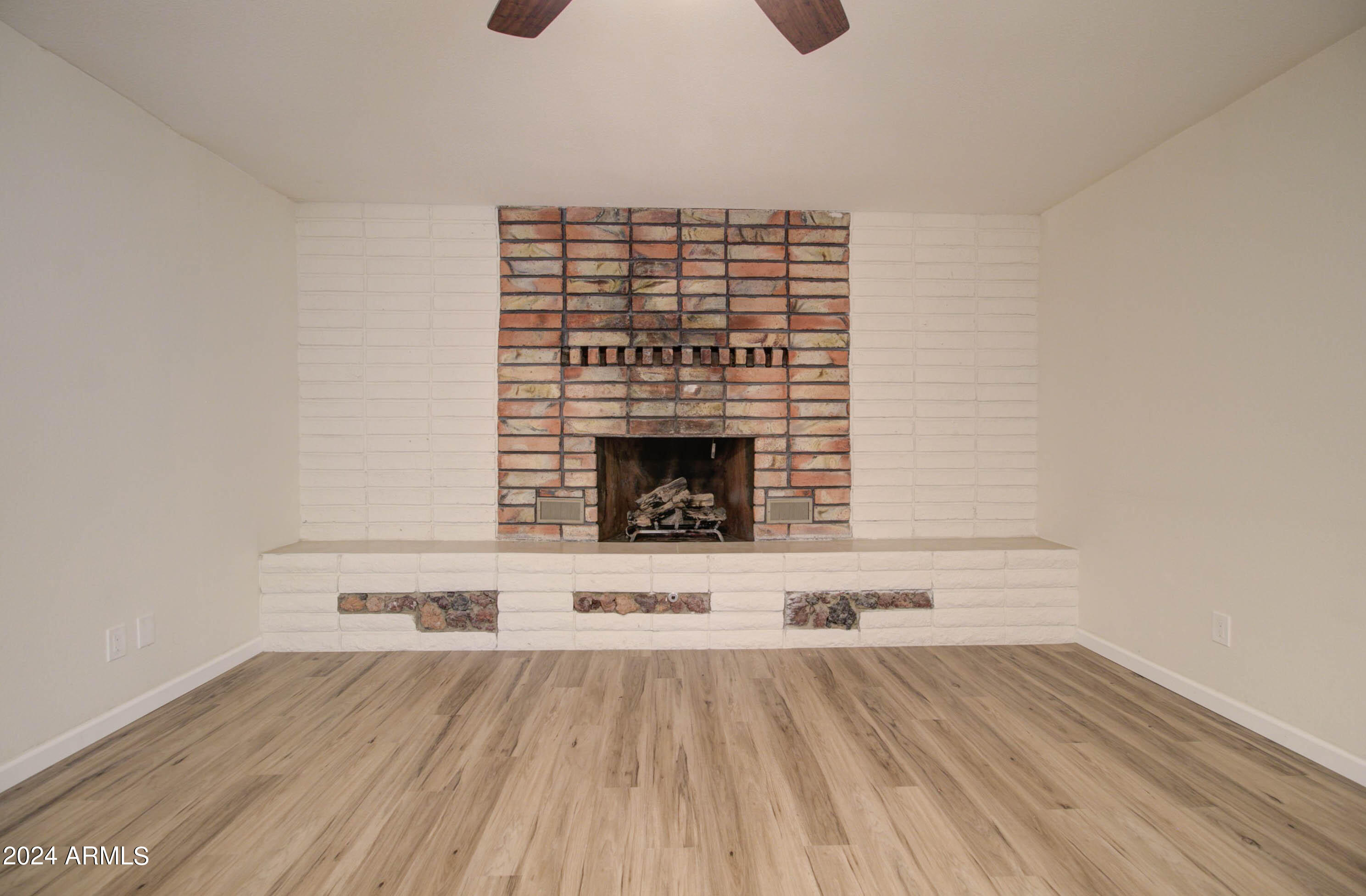 245 E HUNTER Drive