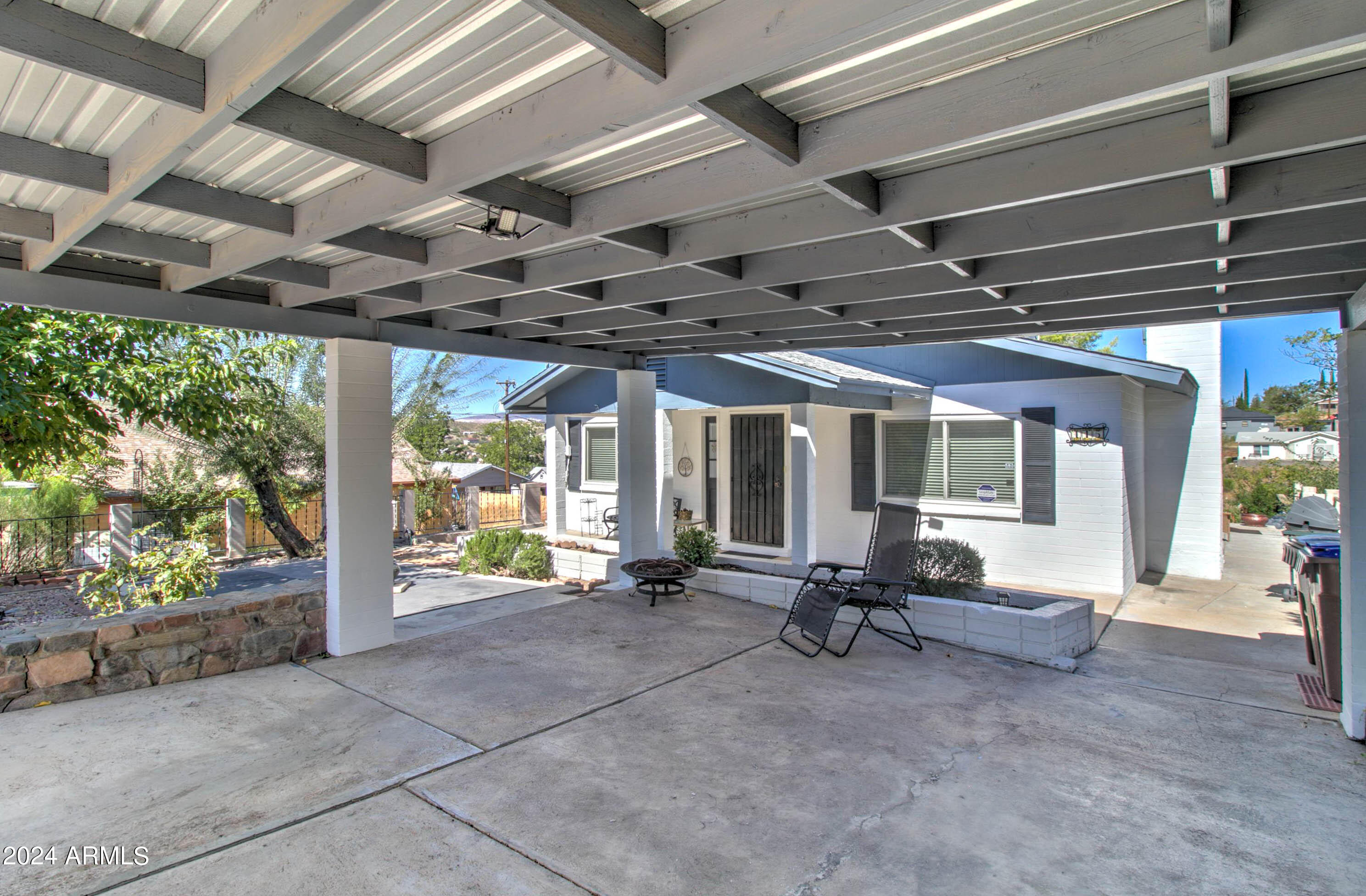 415 E Mesquite Street