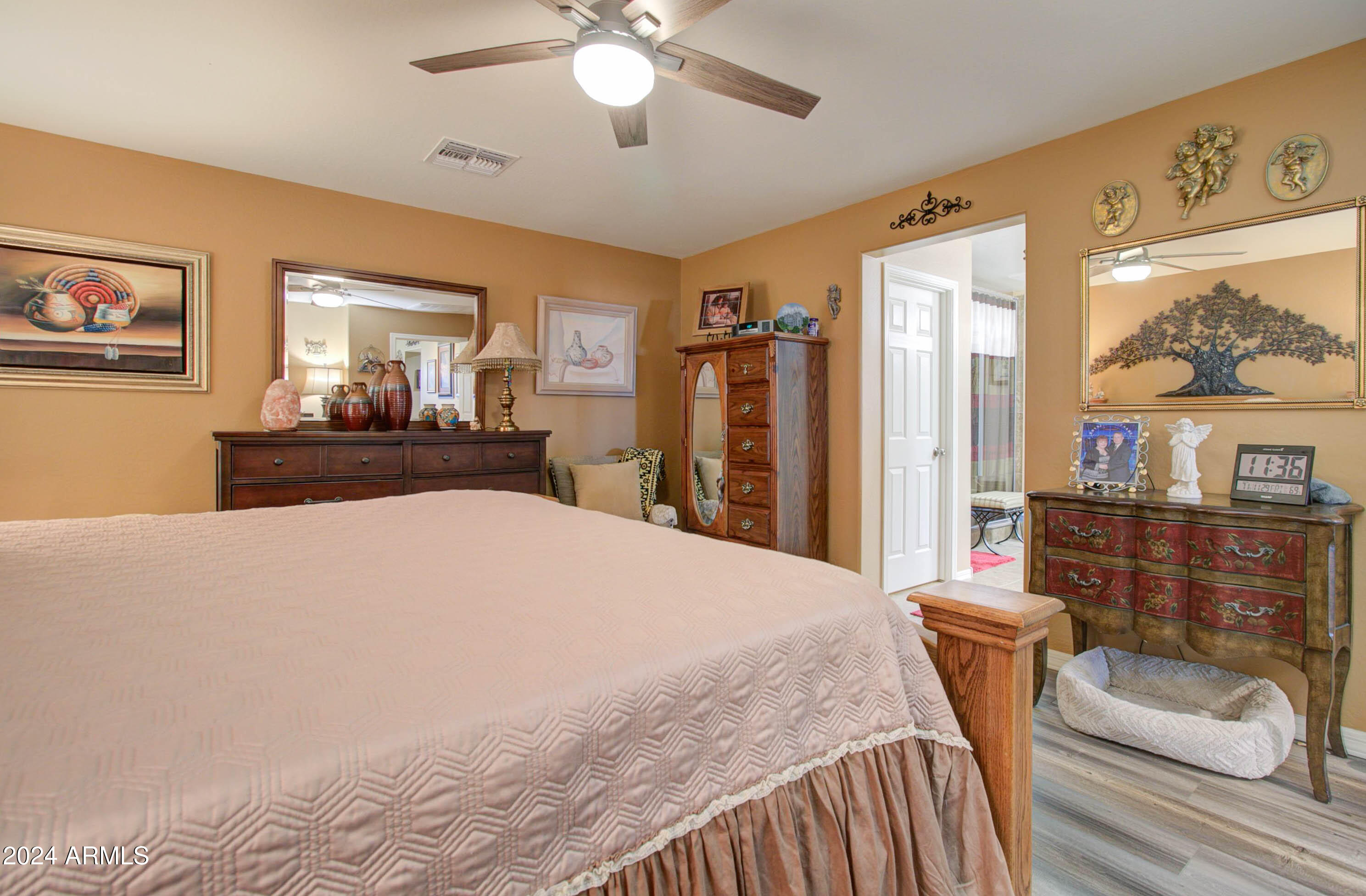 4323 W MAGGIE Drive