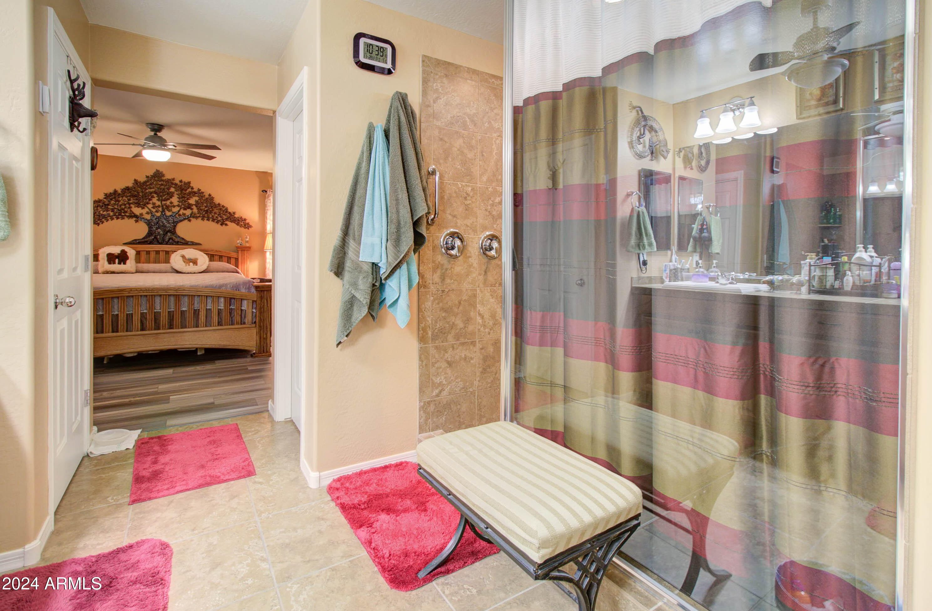 4323 W MAGGIE Drive