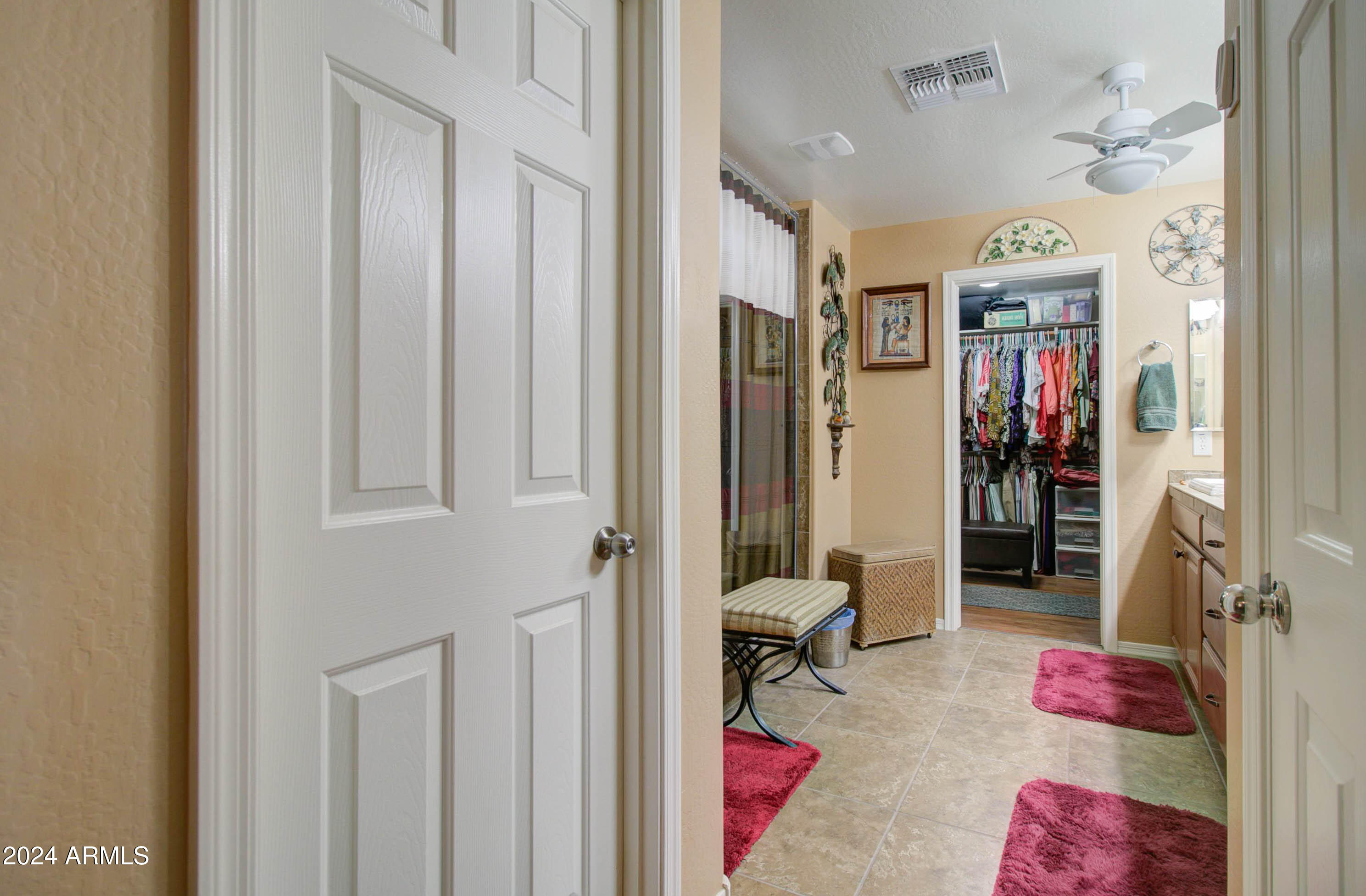 4323 W MAGGIE Drive