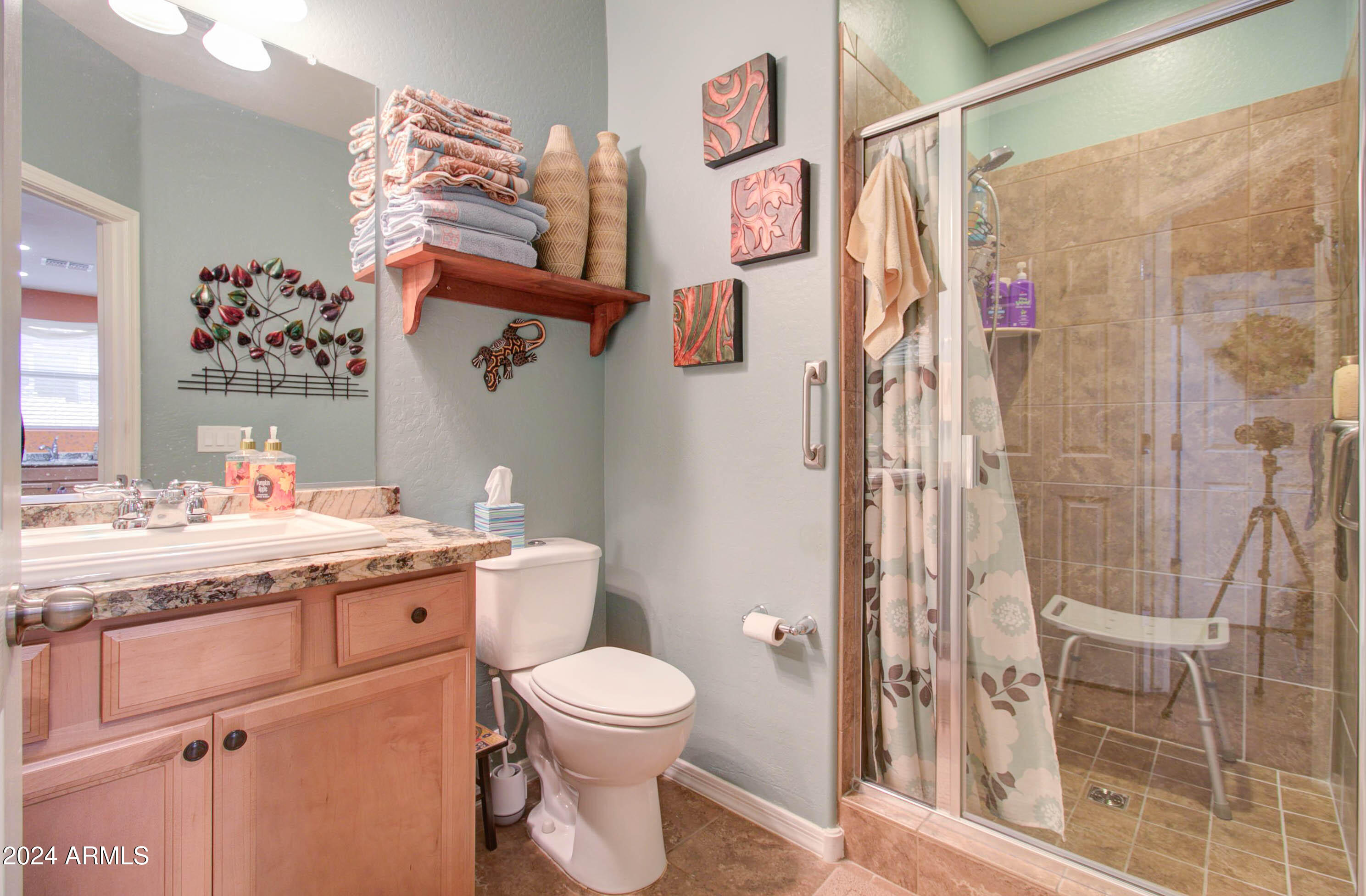 4323 W MAGGIE Drive