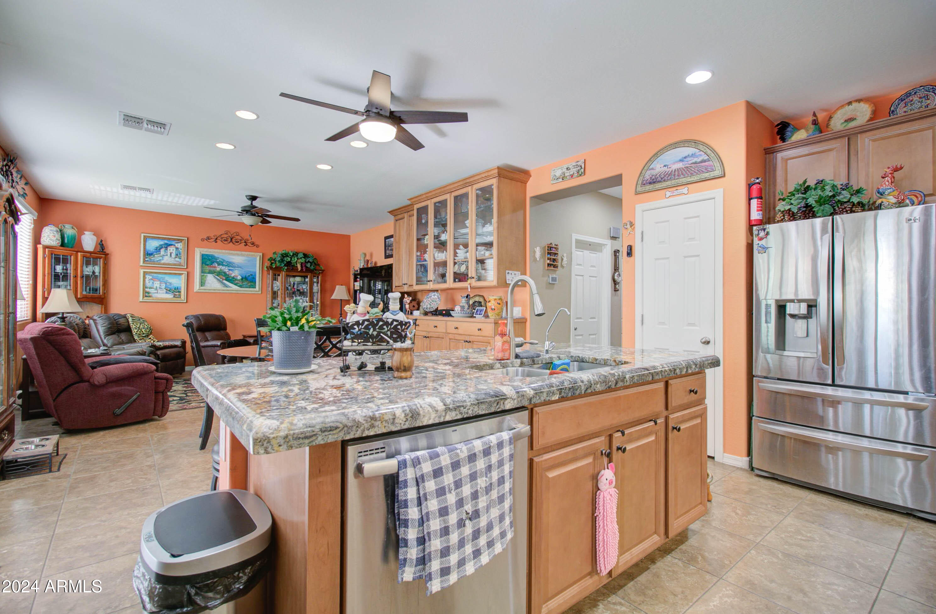 4323 W MAGGIE Drive