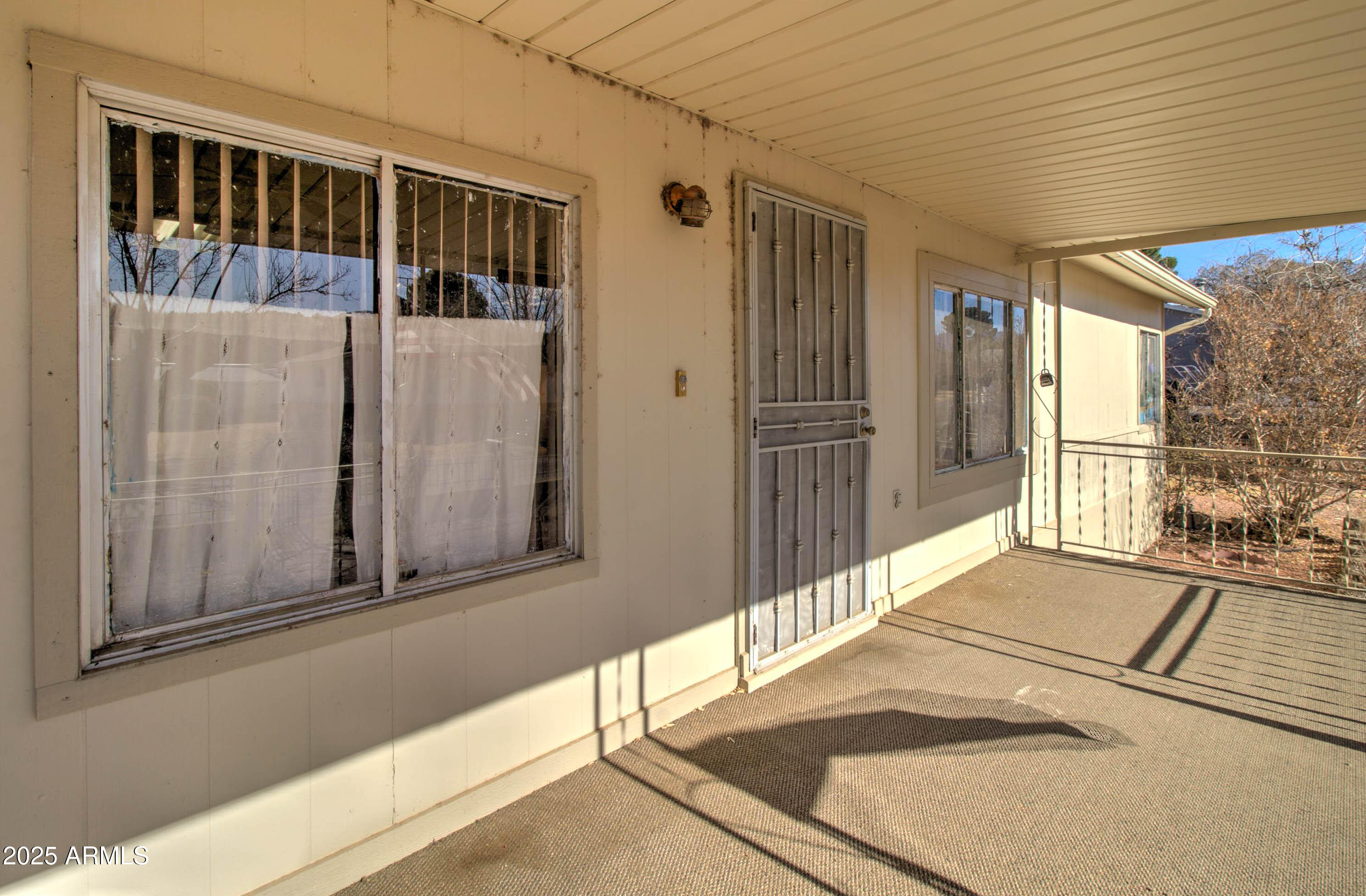 5599 S MIAMI GARDENS Drive