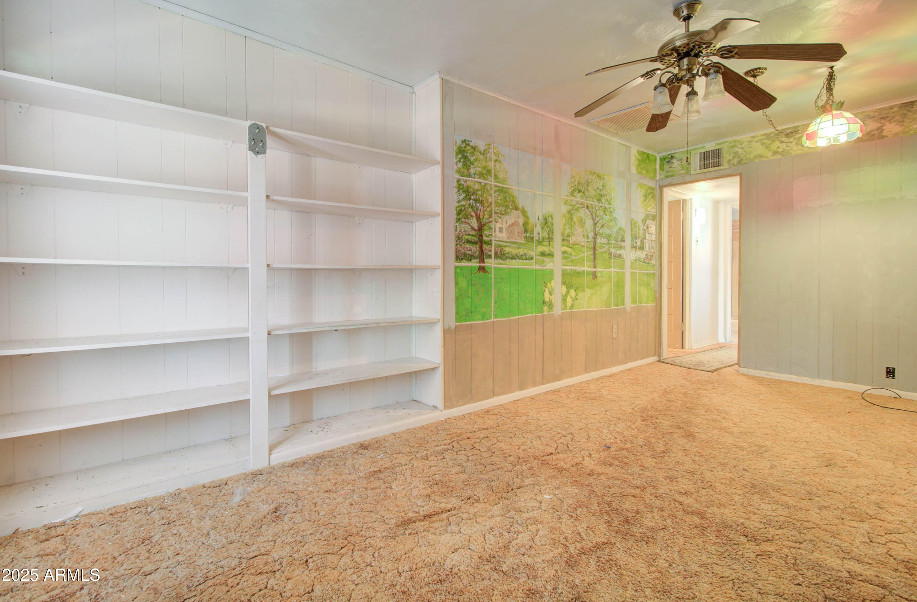 5599 S MIAMI GARDENS Drive