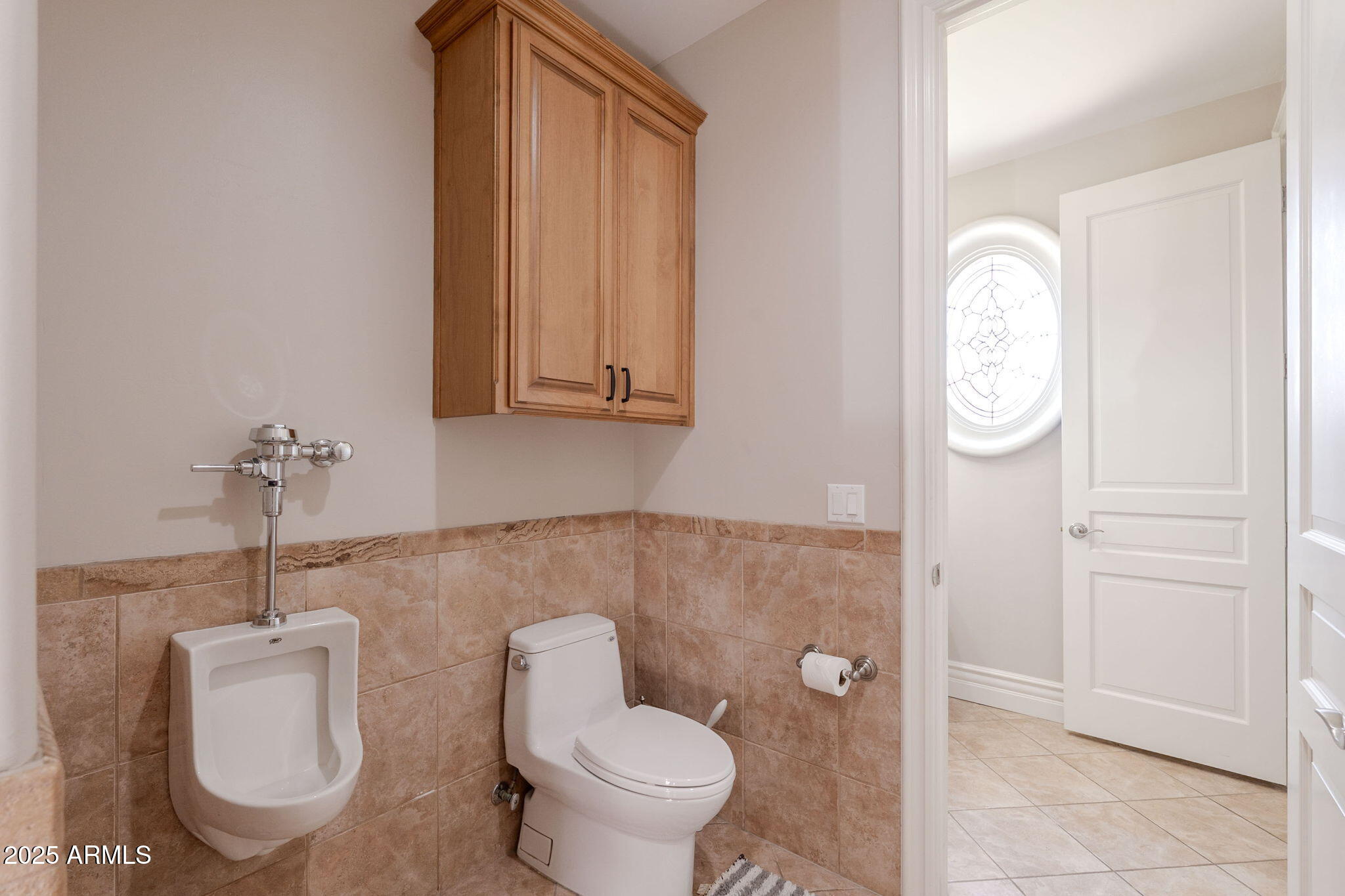 3949 E NORCROFT Circle