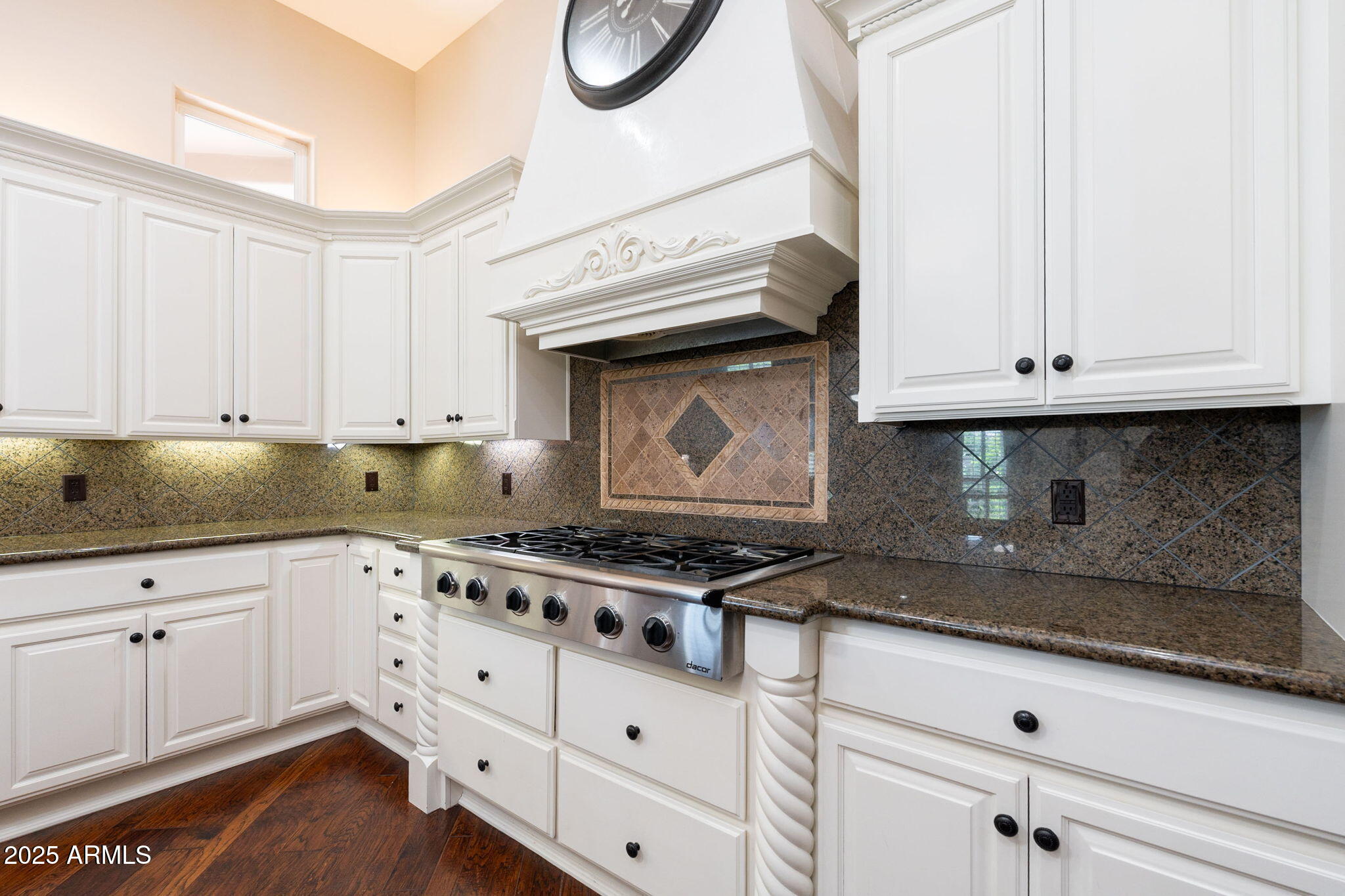 3949 E NORCROFT Circle