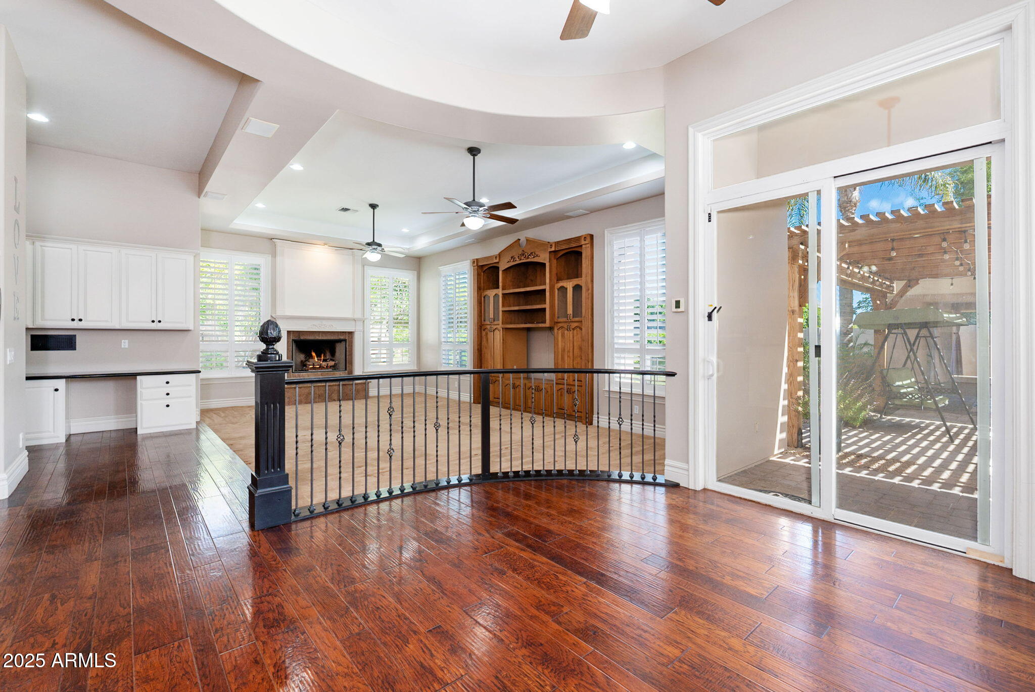 3949 E NORCROFT Circle