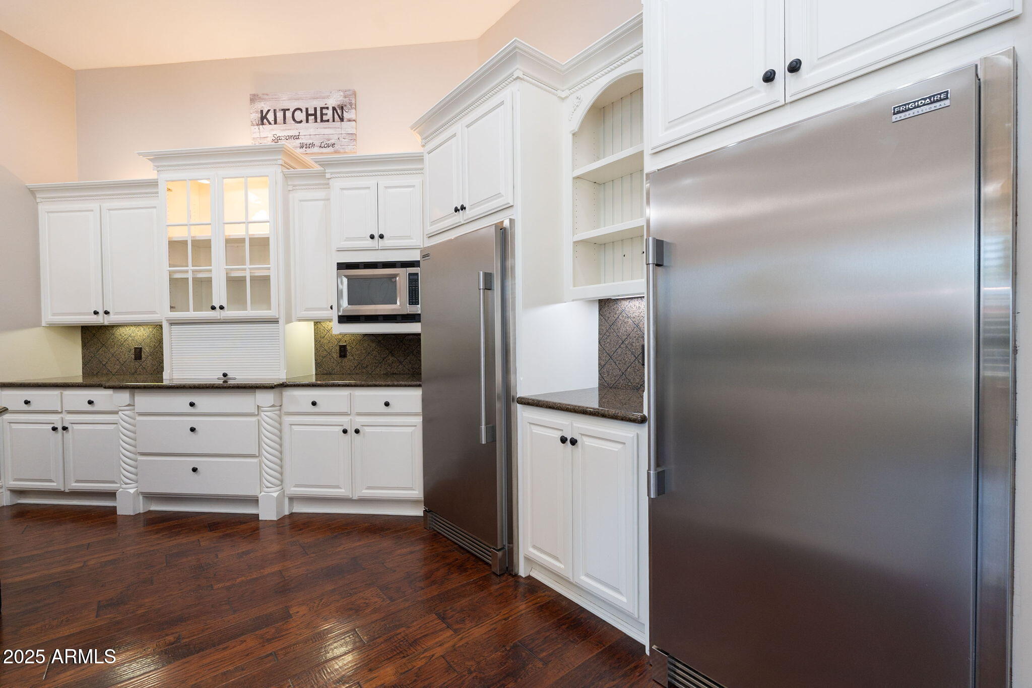 3949 E NORCROFT Circle