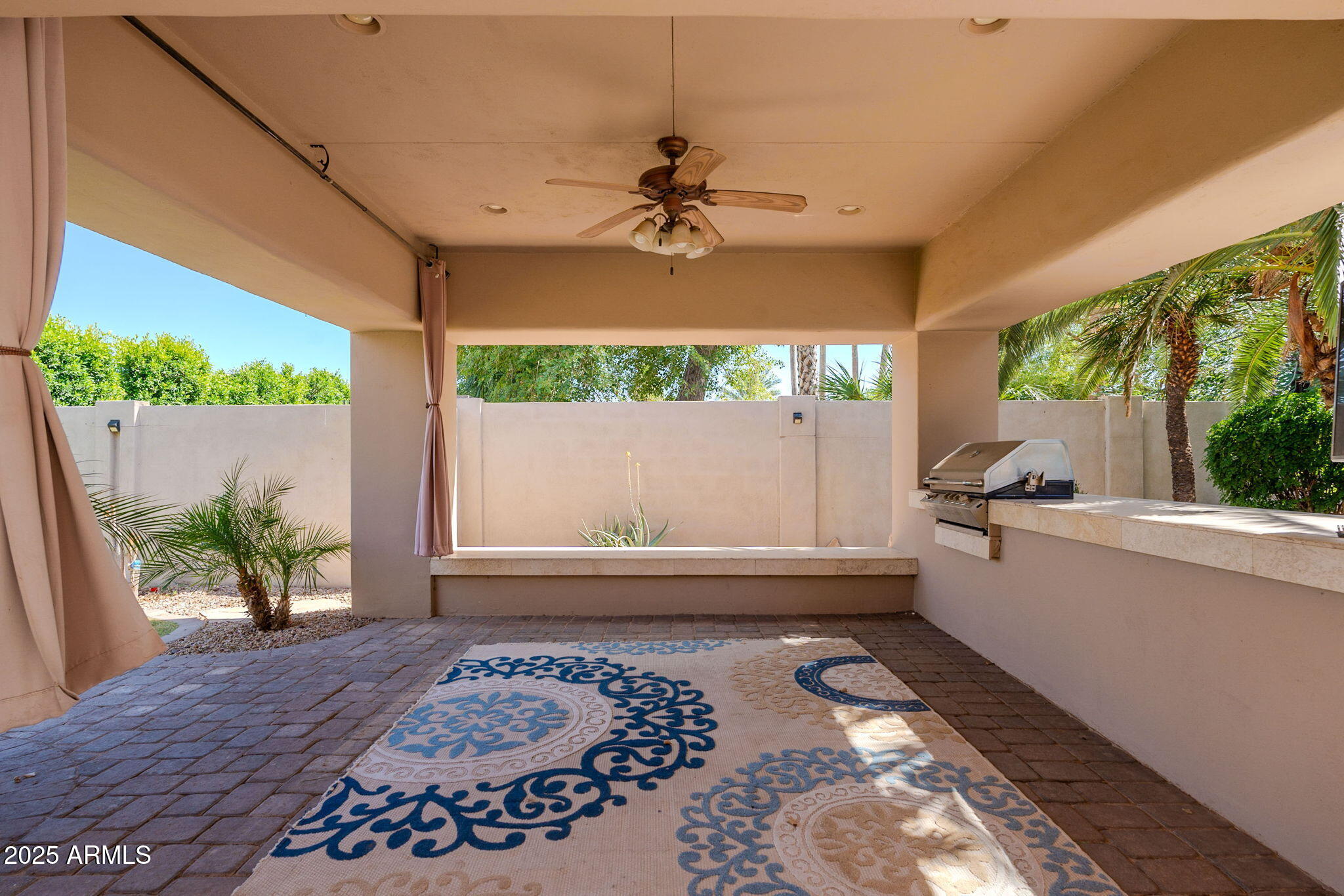 3949 E NORCROFT Circle