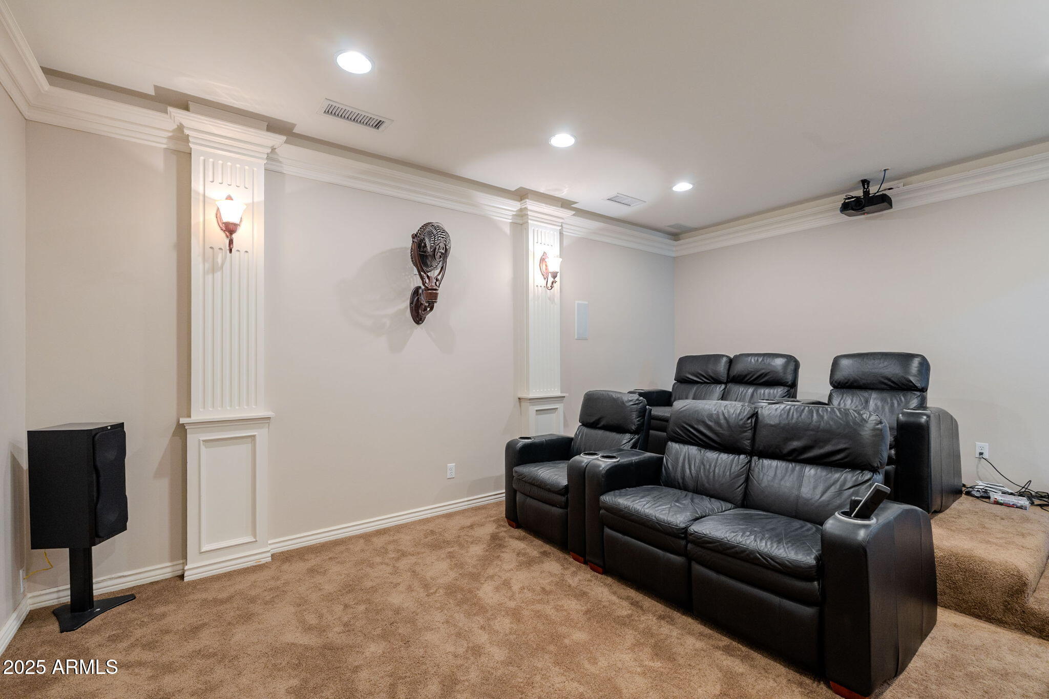 3949 E NORCROFT Circle