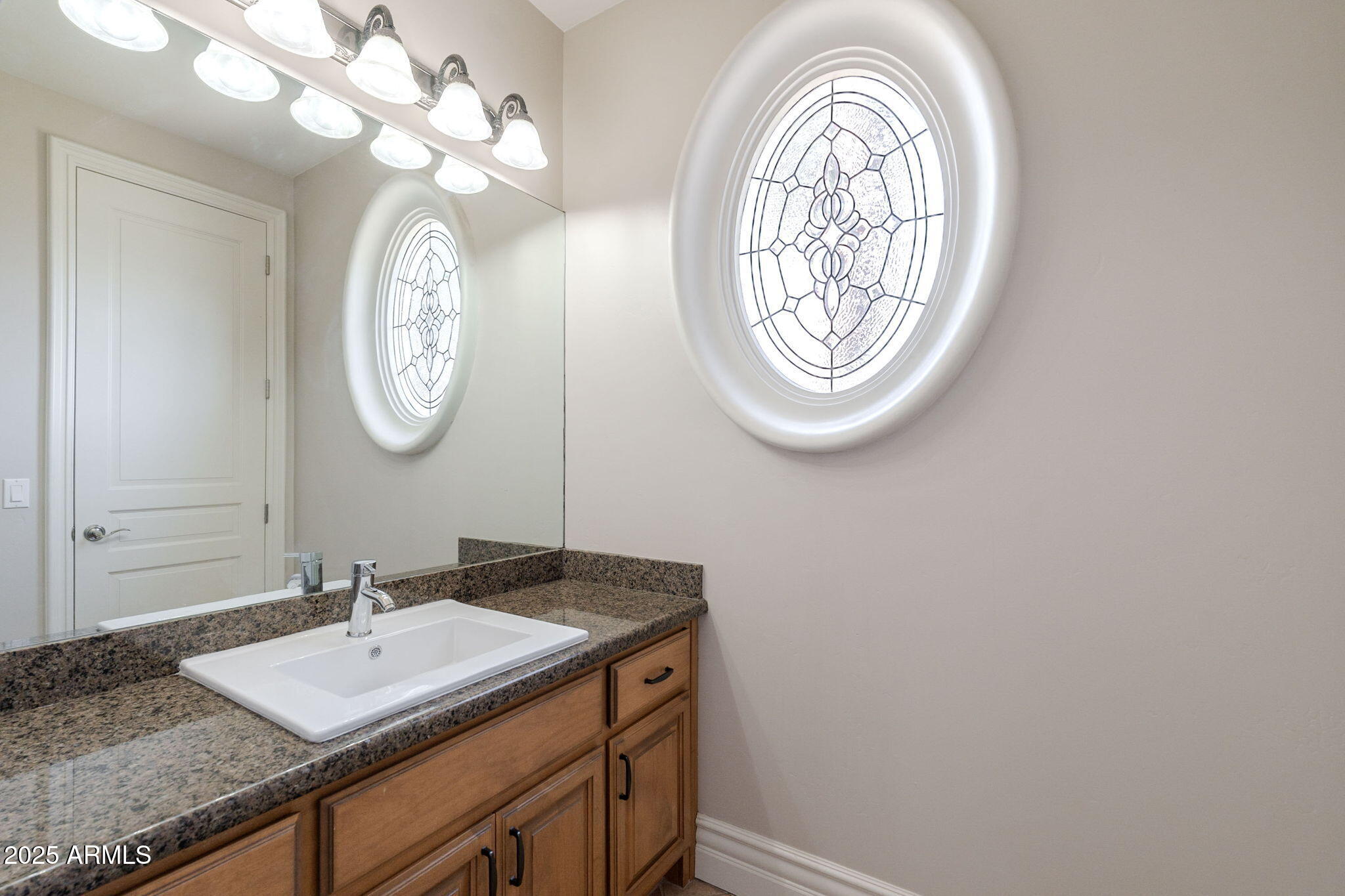 3949 E NORCROFT Circle