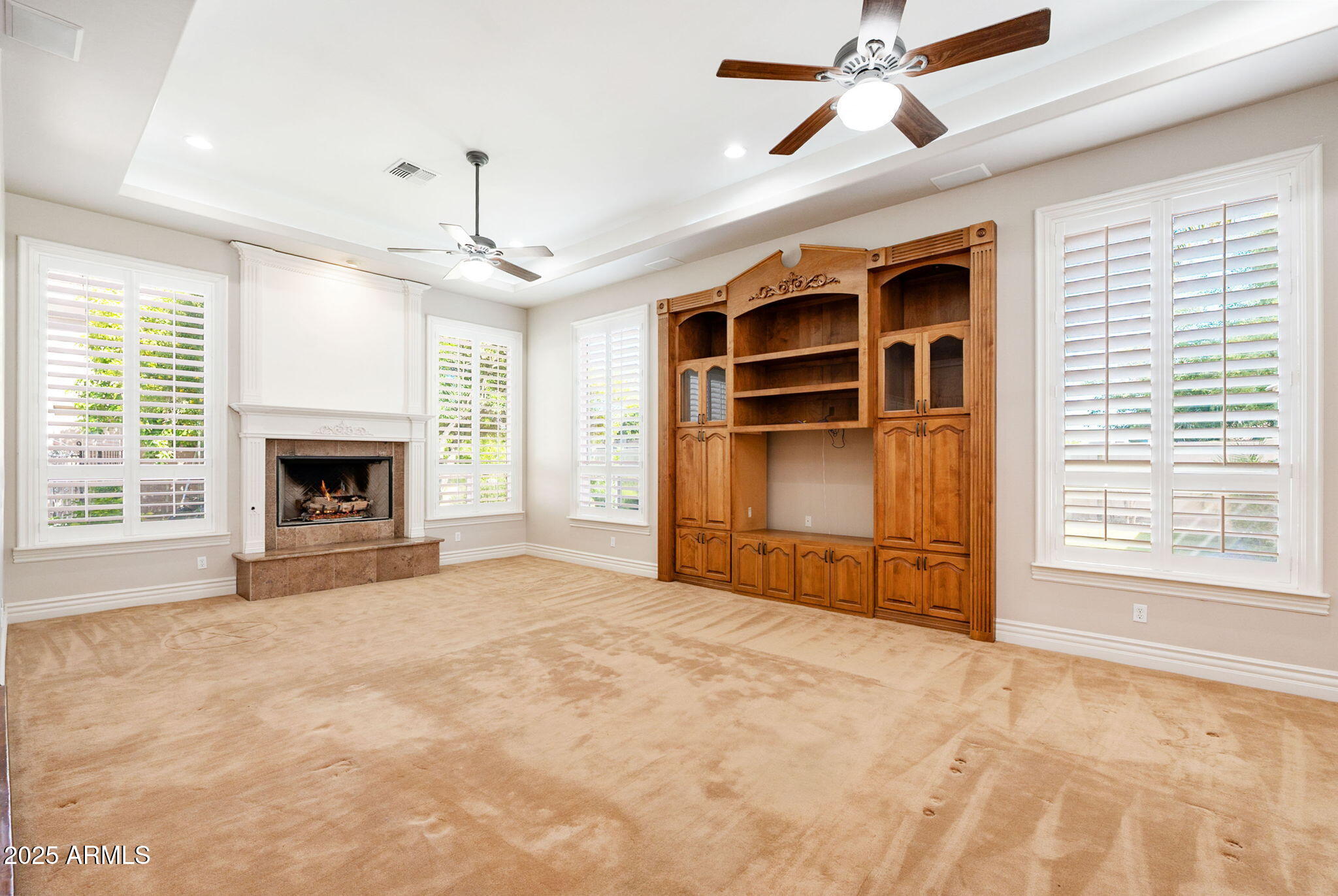 3949 E NORCROFT Circle