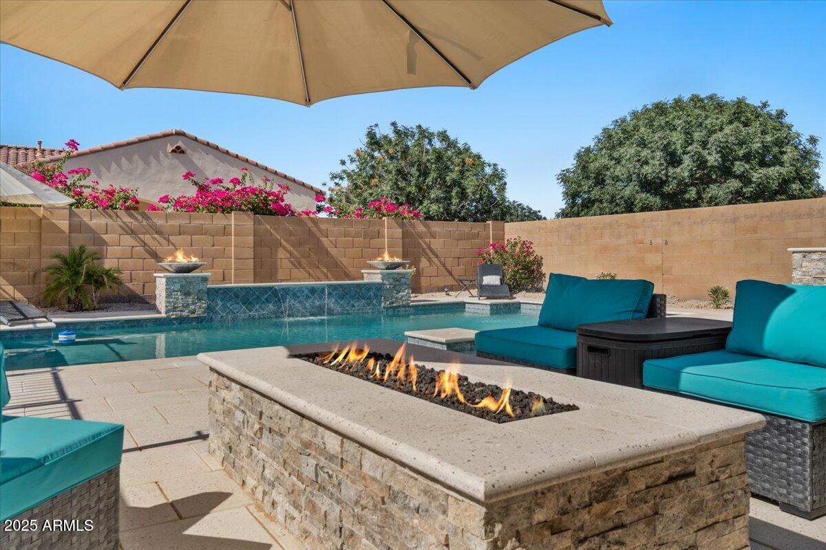 19718 E PEARTREE Lane