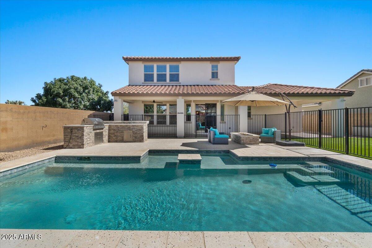 19718 E PEARTREE Lane