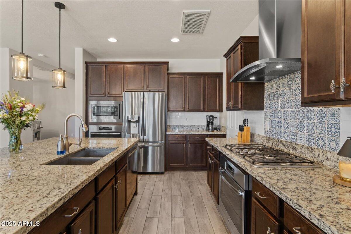 19718 E PEARTREE Lane