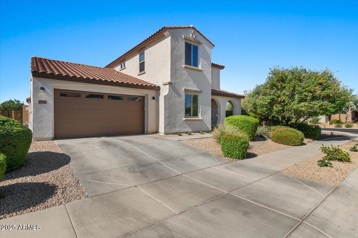 19718 E PEARTREE Lane