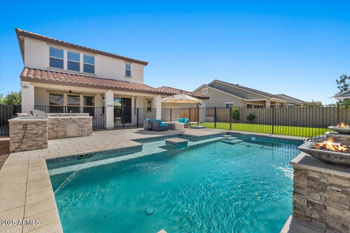 19718 E PEARTREE Lane