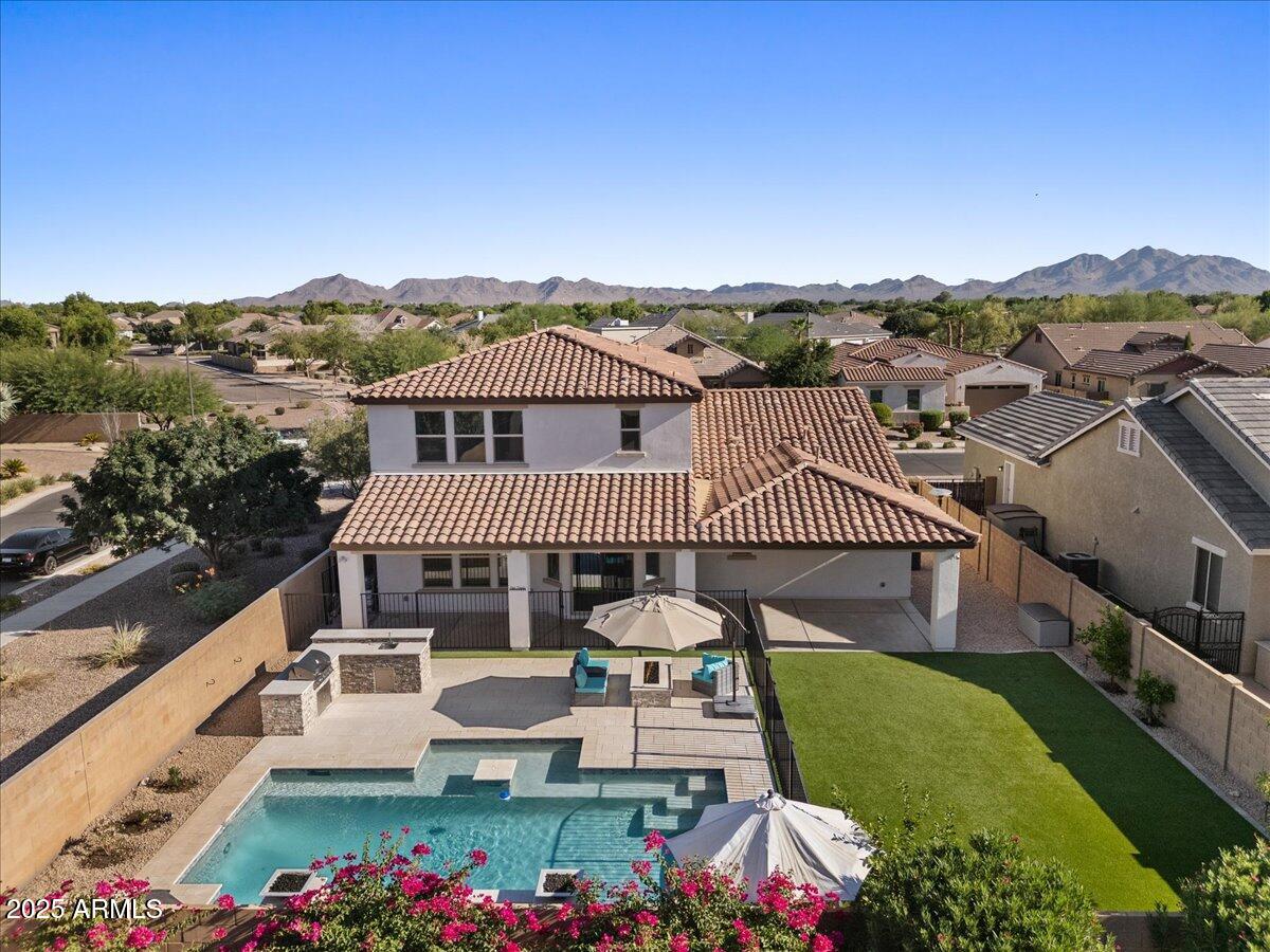 19718 E PEARTREE Lane