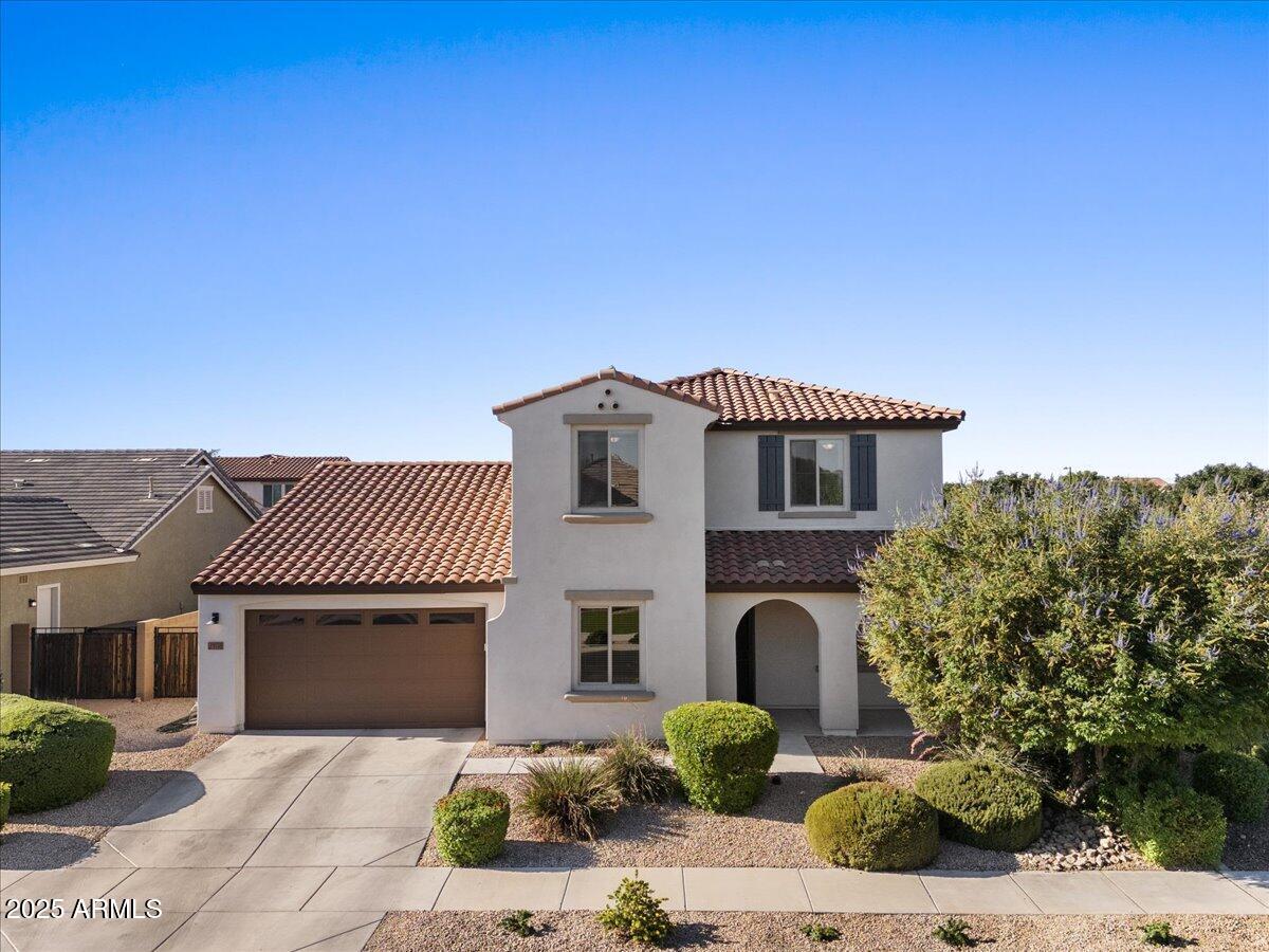 19718 E PEARTREE Lane